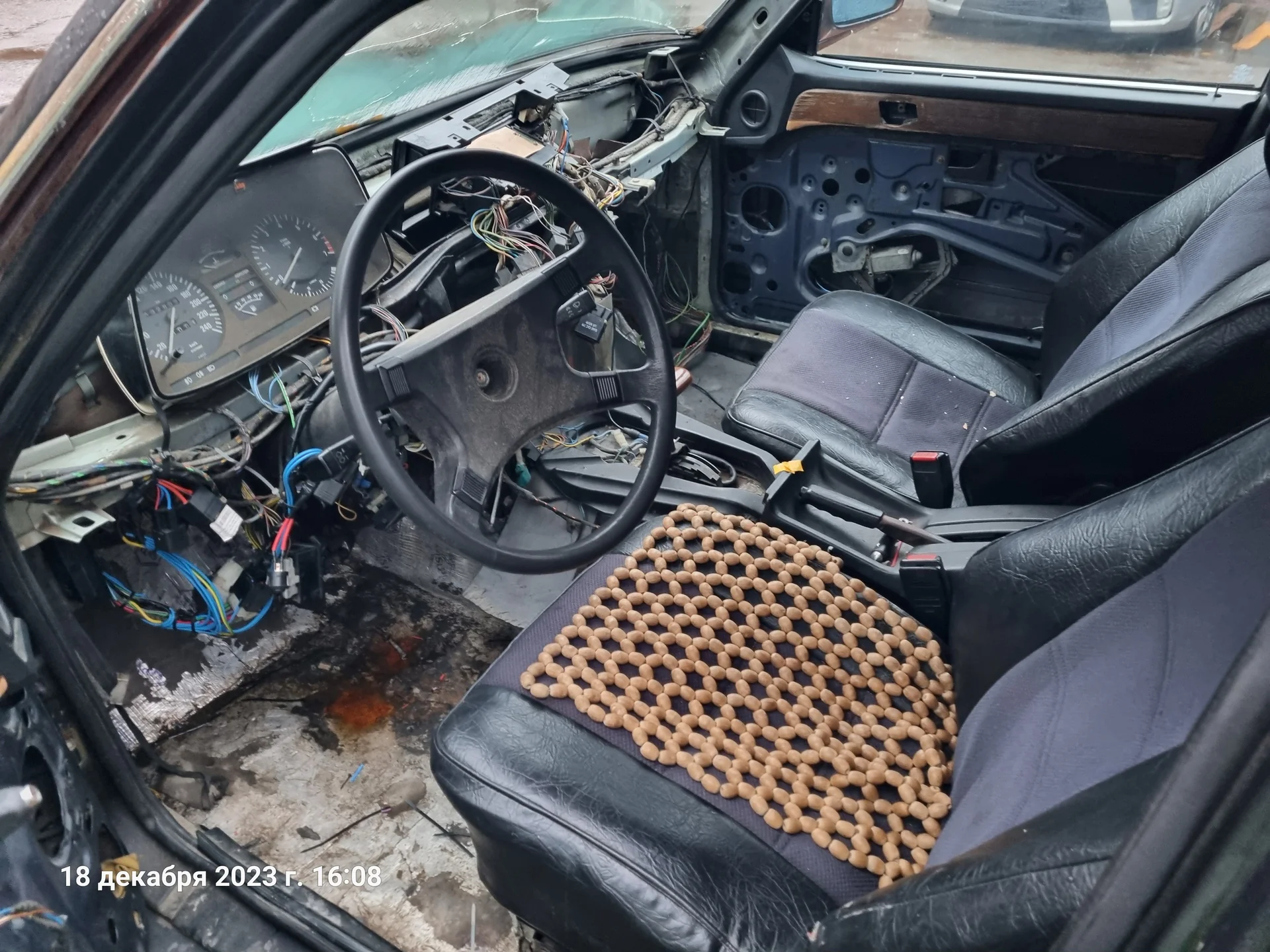 BMW e23 - миниатюра 3