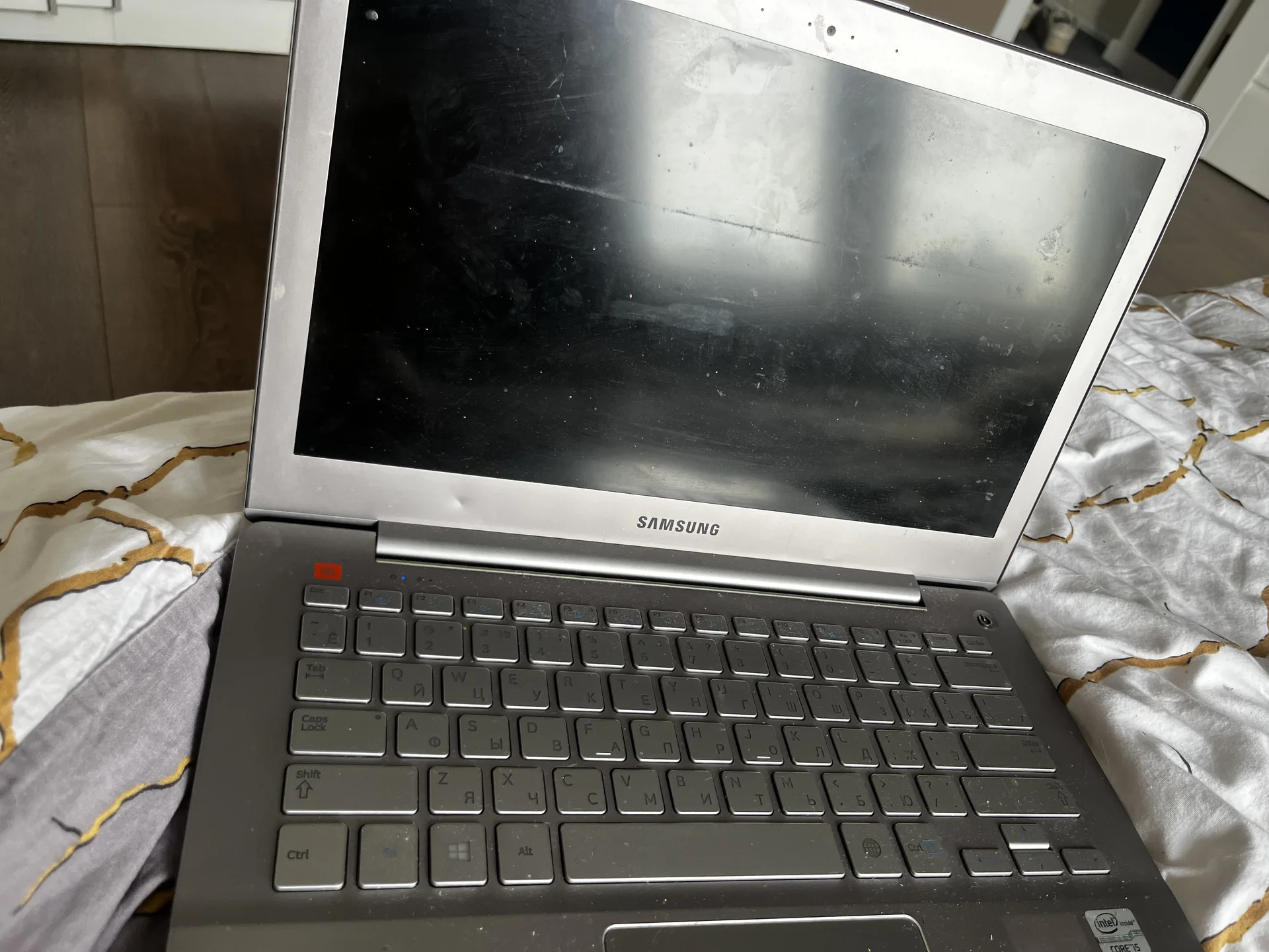 Ноутбук samsung 730U3E/740U3E - миниатюра 4