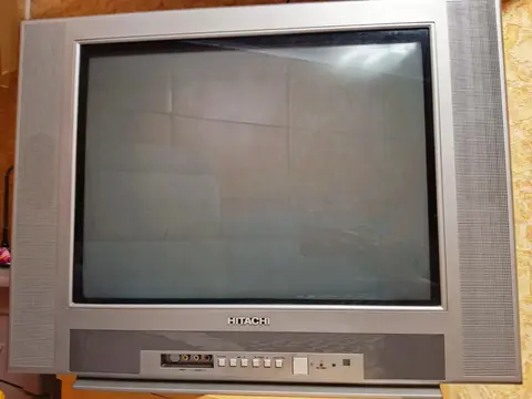 Телевизор Hitachi C25-TF330S рабочий цветной