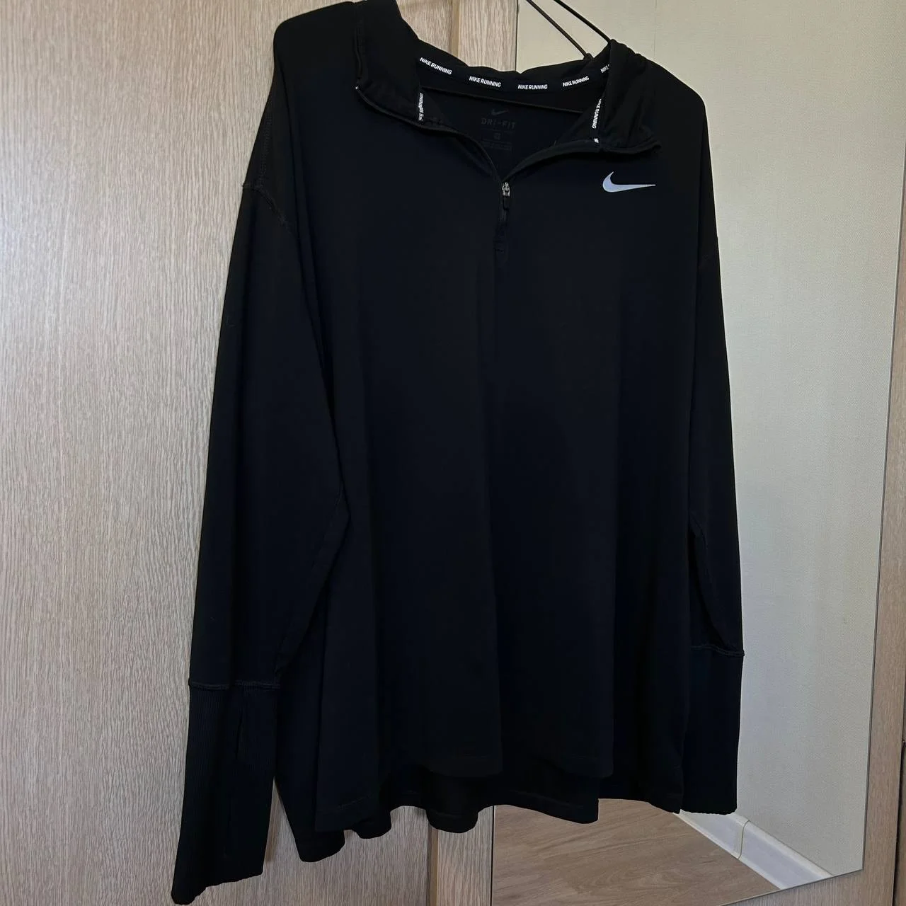 Спортивный лонгслив Nike Running Dri-FIT, L - миниатюра 4