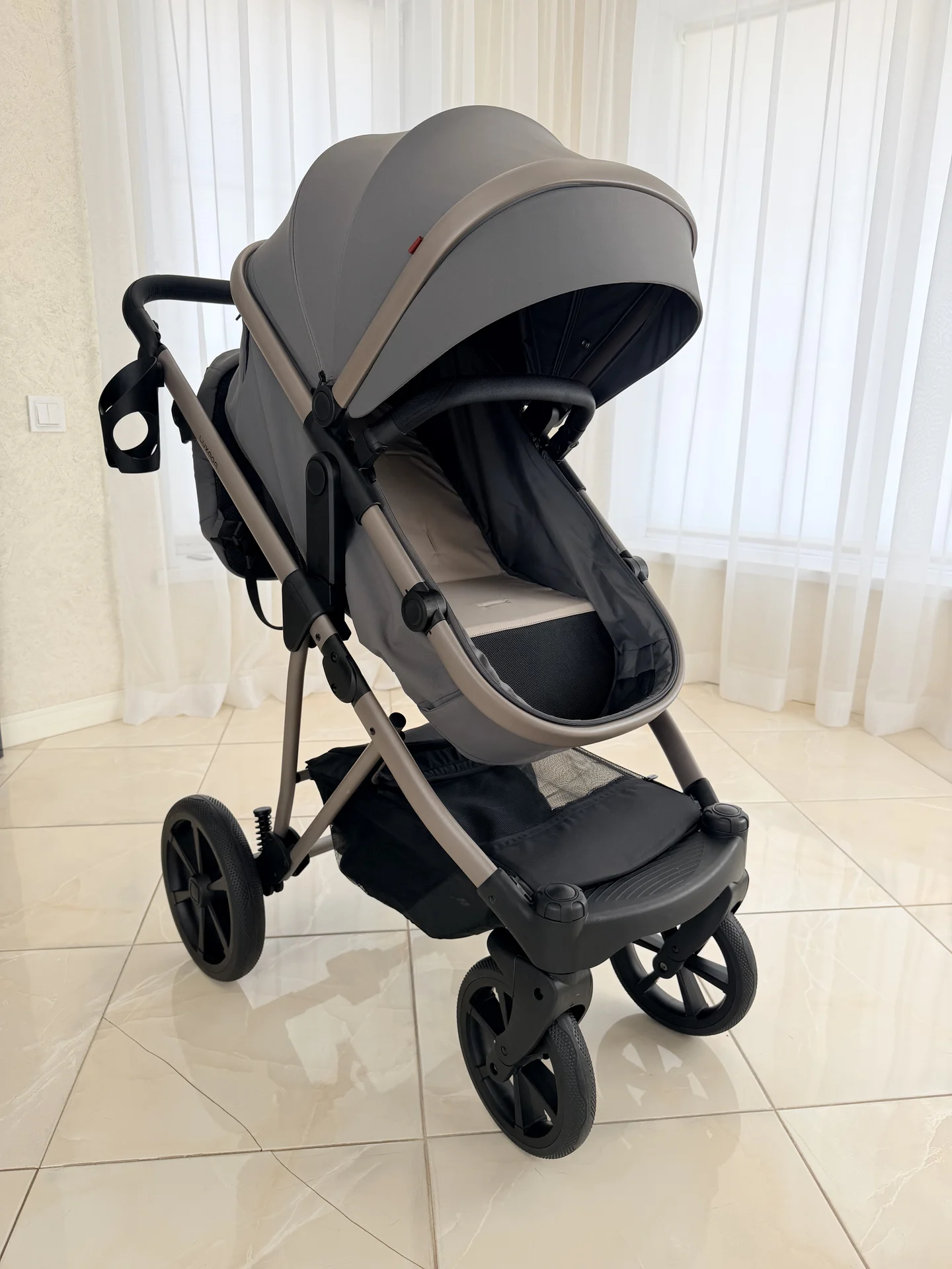 Коляска Luxmom 540 3в1. новая - миниатюра 9