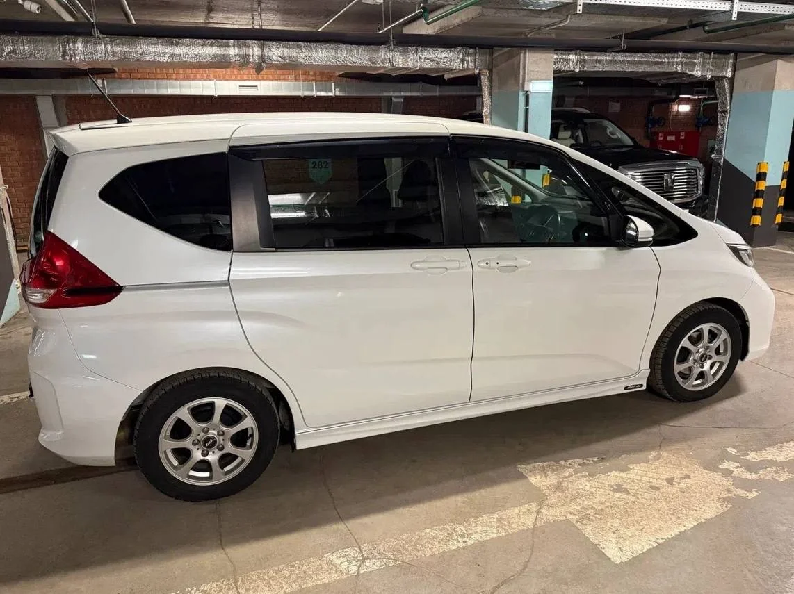 Honda Freed - миниатюра 4