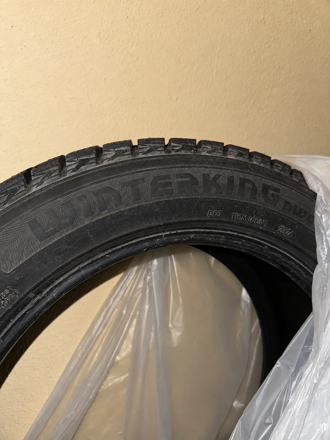 Шины зимние DoubleStar DW01 235/55 R18 100T - миниатюра 4