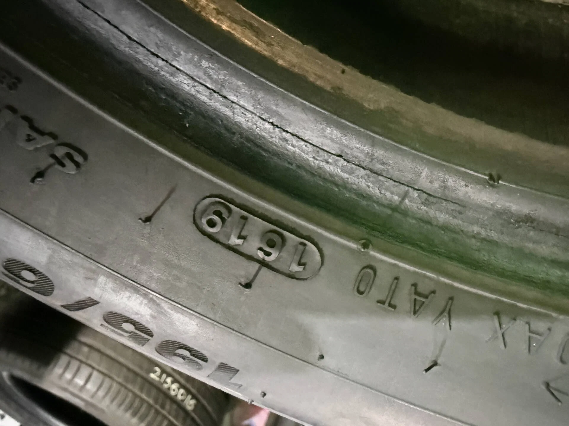 195/60 R15 Kumho WinterCraft ice Wi31+ зимние шипованные - миниатюра 3