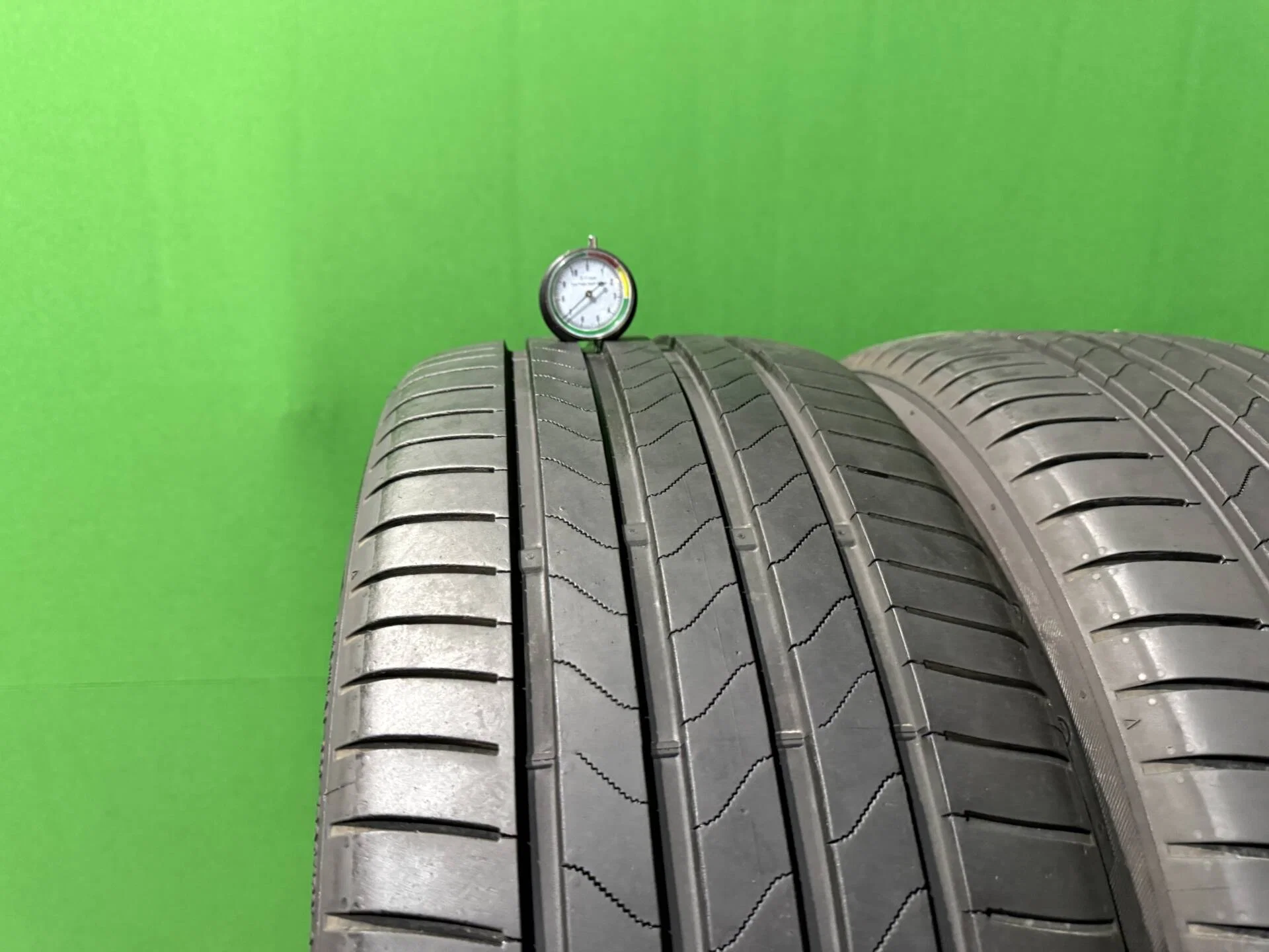 255/40 R21 дюймов Bridgestone Turanza 6 летние - миниатюра 7