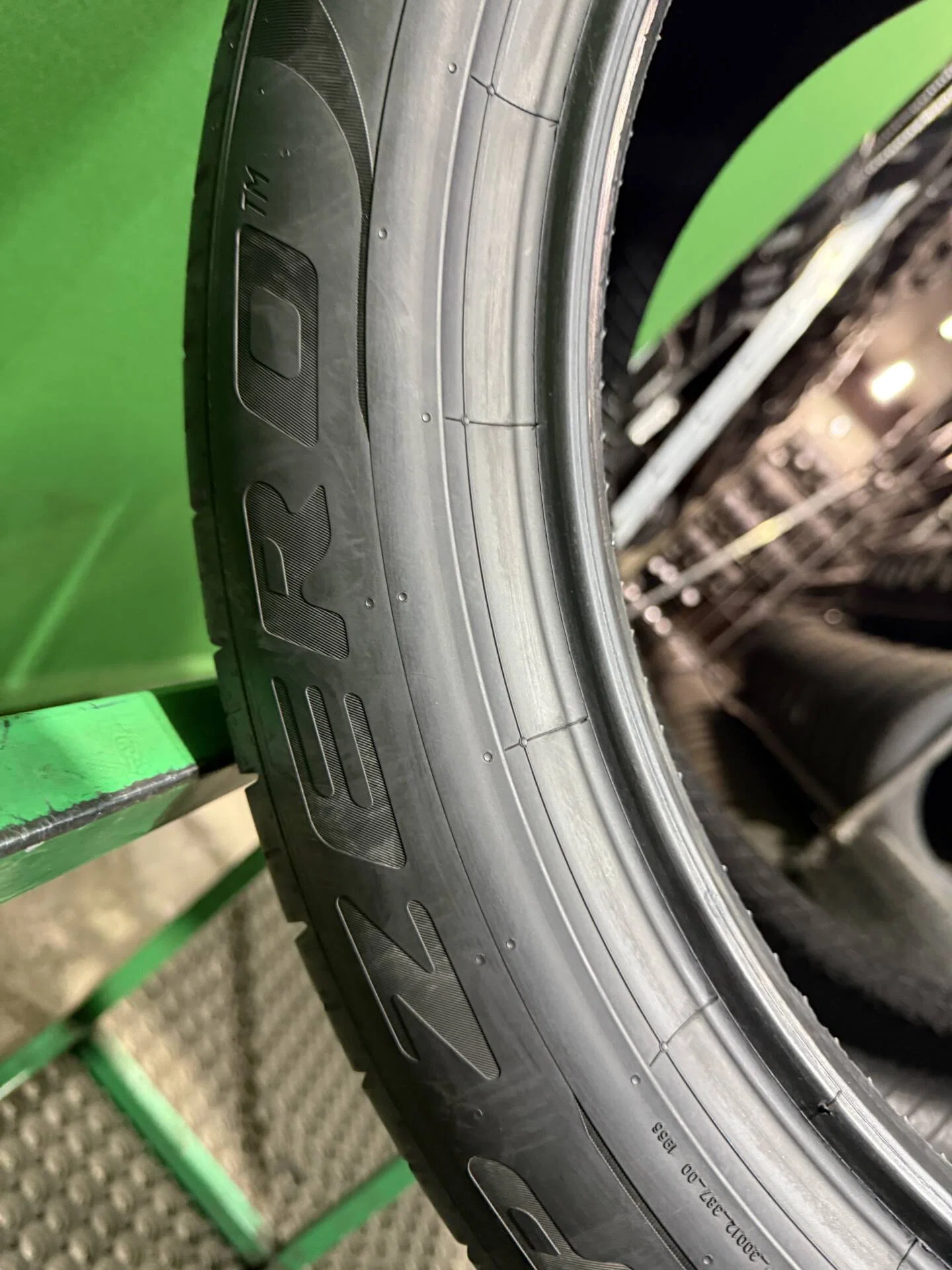 315/40 R21 дюймов Pirelli P Zero PZ4 летние - миниатюра 5