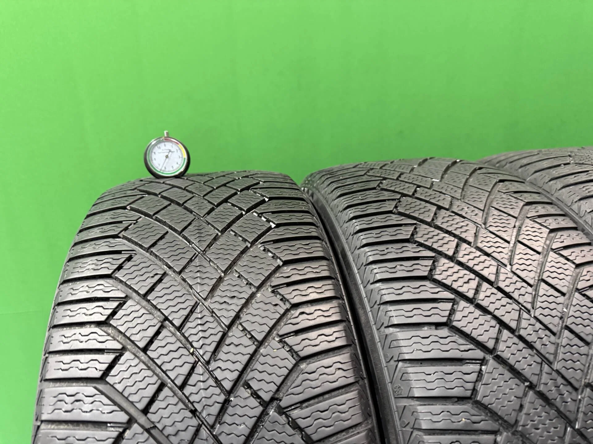 255/45 R20 дюймов Continental ContiVikingContact 7 SUV зимние нешипованные - миниатюра 7