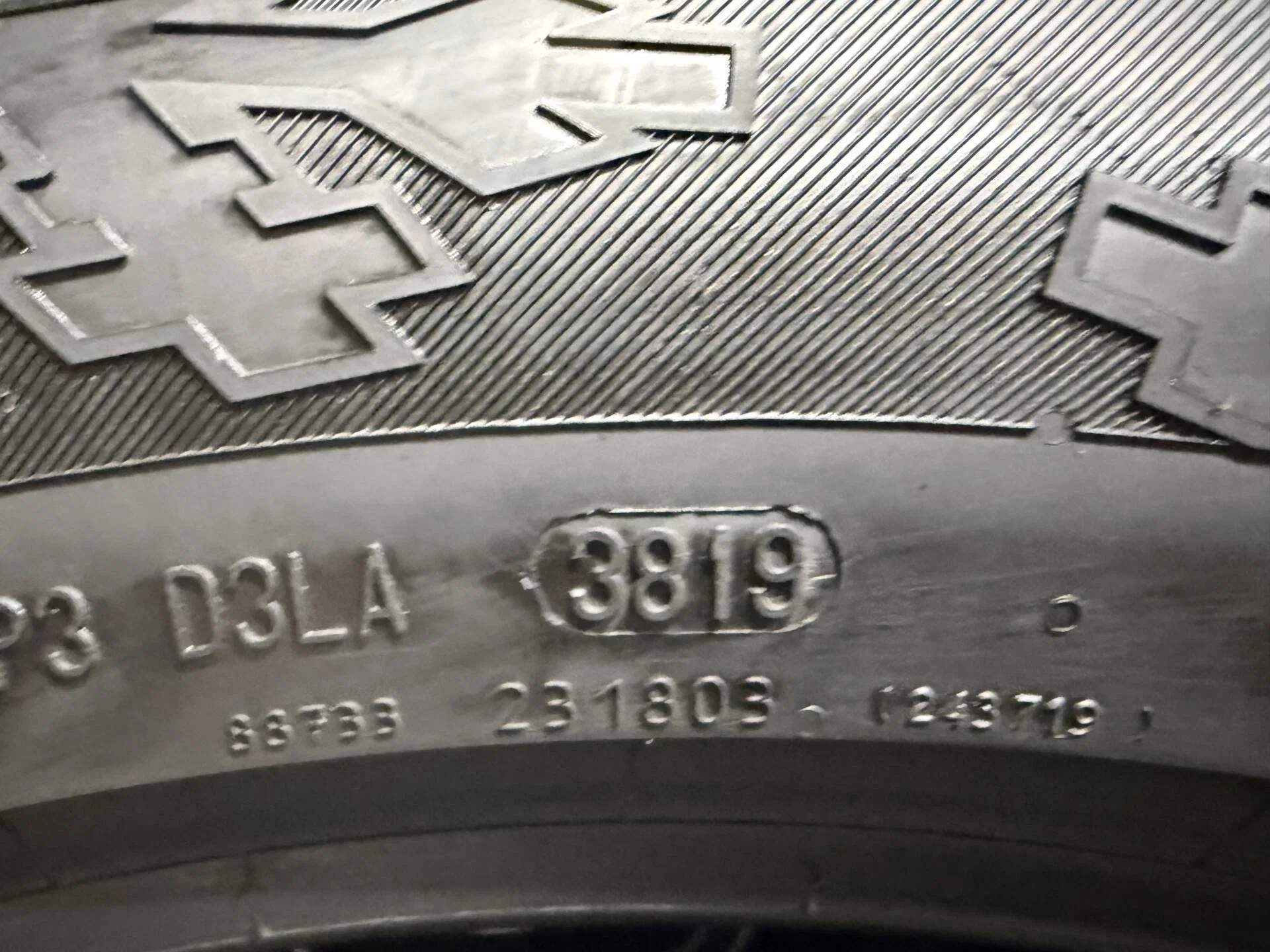 275/45 R21 дюймов Continental ContiCrossContact Winter зимние нешипованные - миниатюра 3