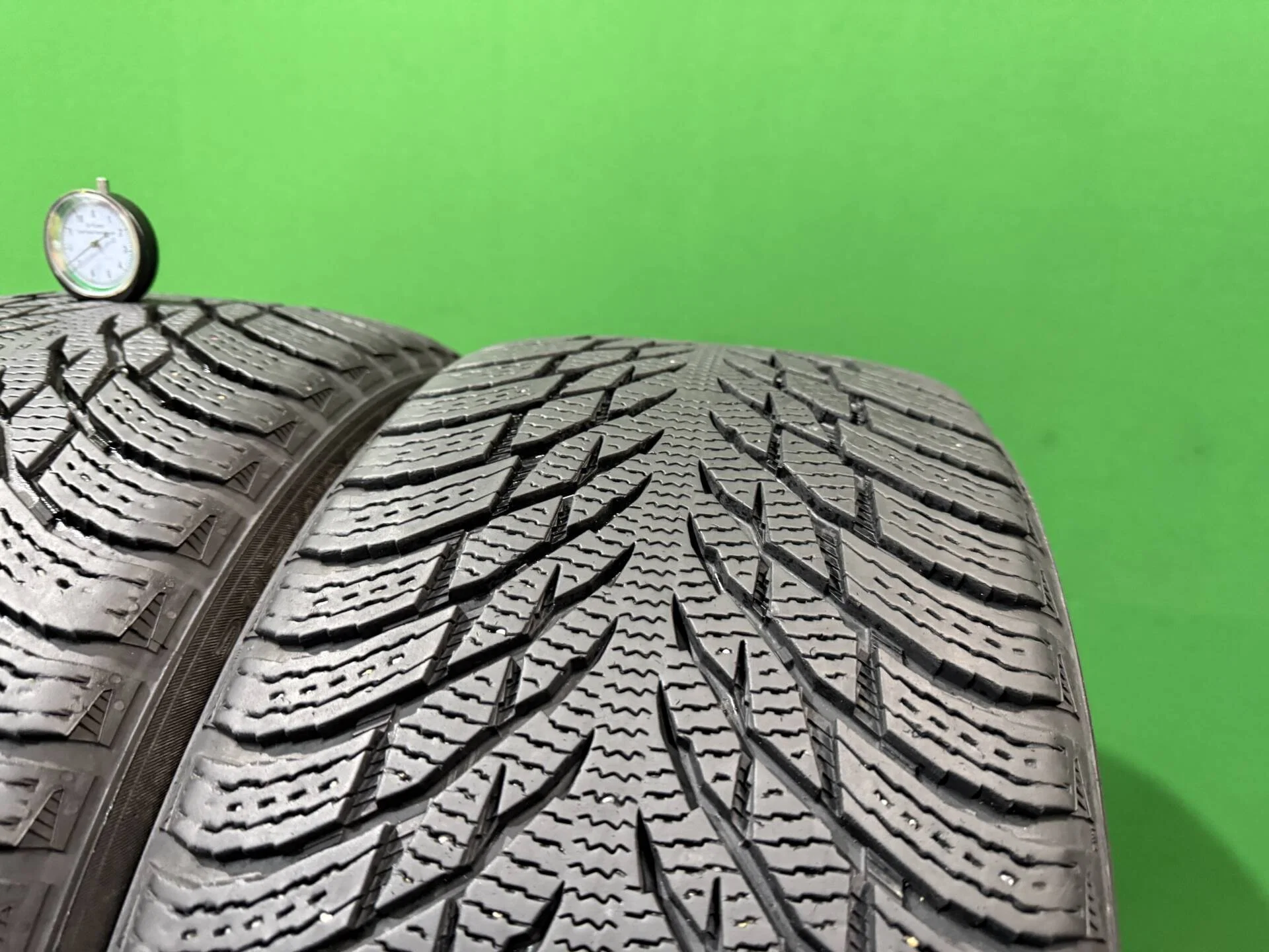245/40 R19 дюймов Nokian Tyres Hakkapeliitta R3 зимние нешипованные - миниатюра 6