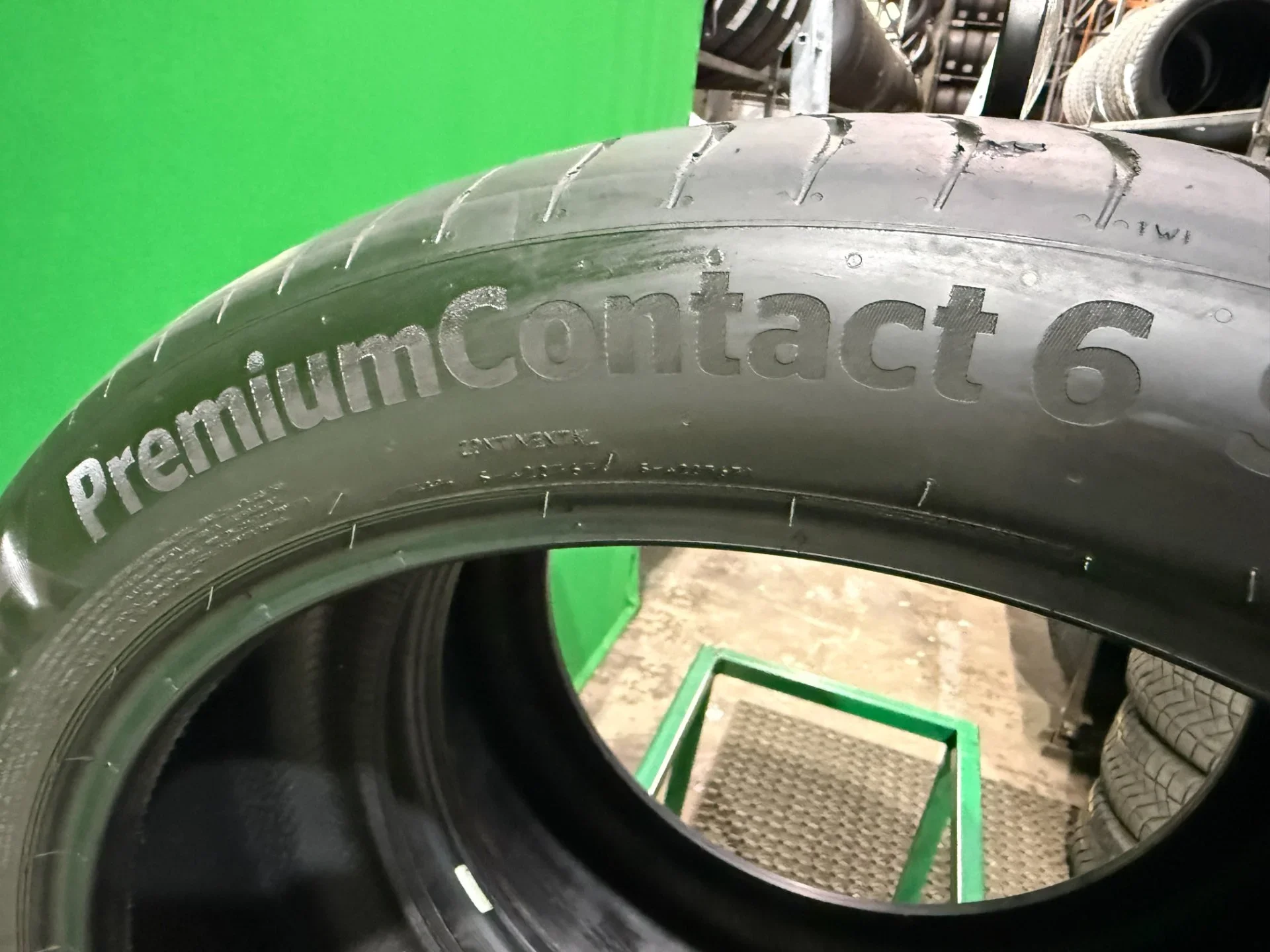 275 40 R22 Continental PremiumContact 6 SSR - миниатюра 6