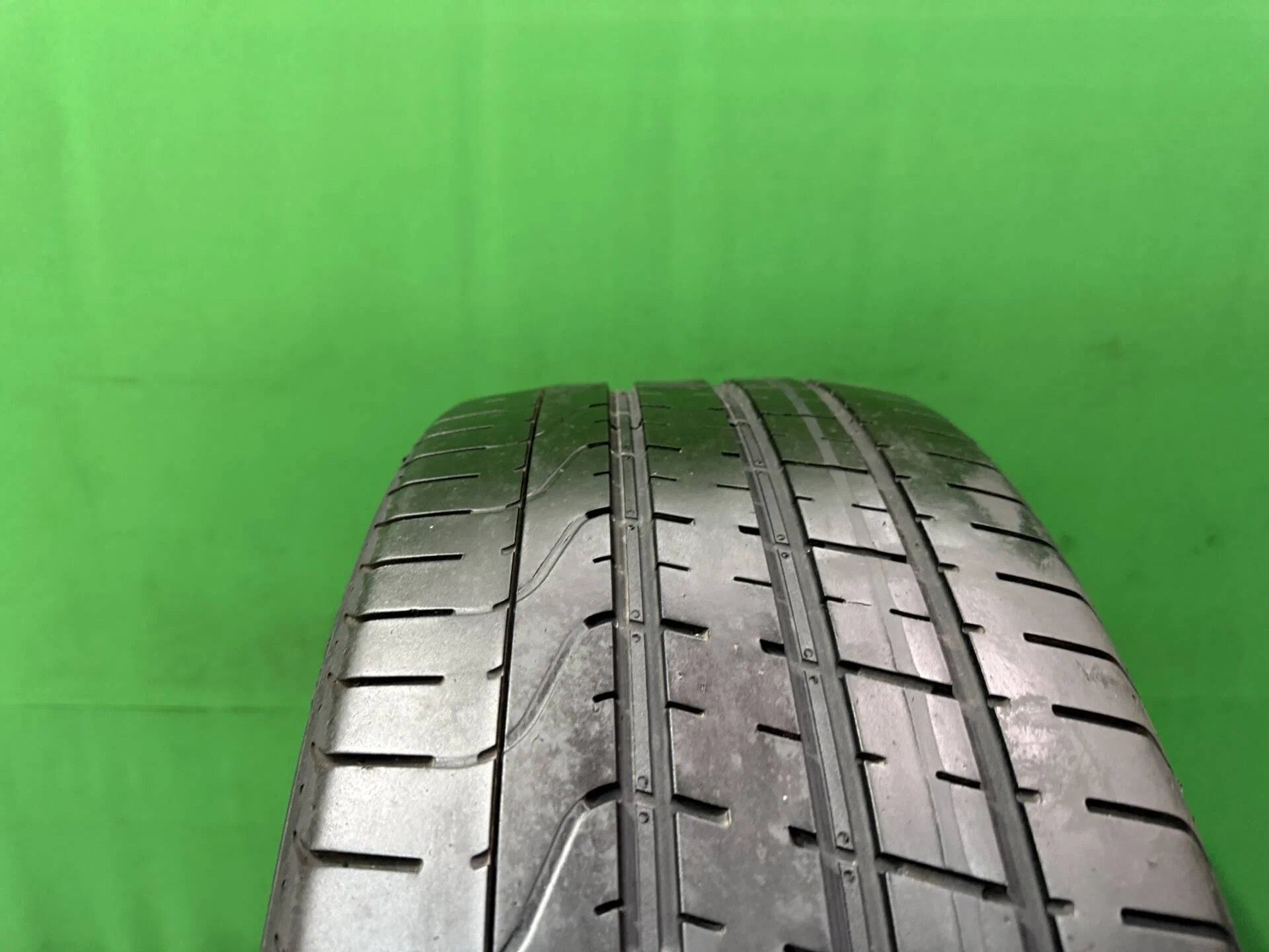 255/40 R21 дюймов Pirelli P Zero летние - миниатюра 5