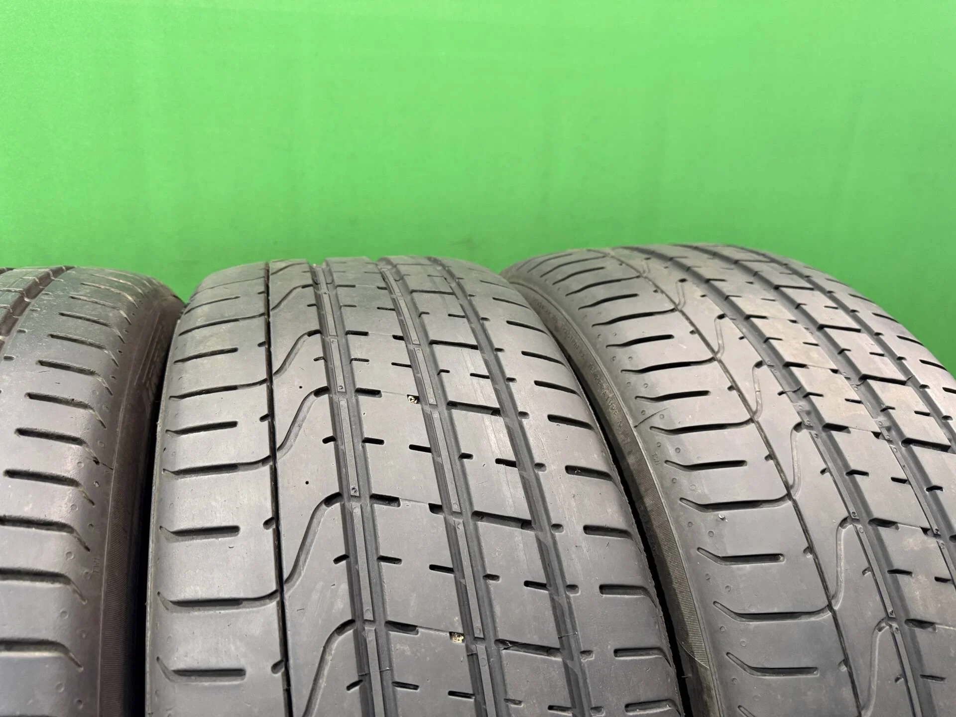 255/40 R21 дюймов Pirelli P Zero летние - миниатюра 5