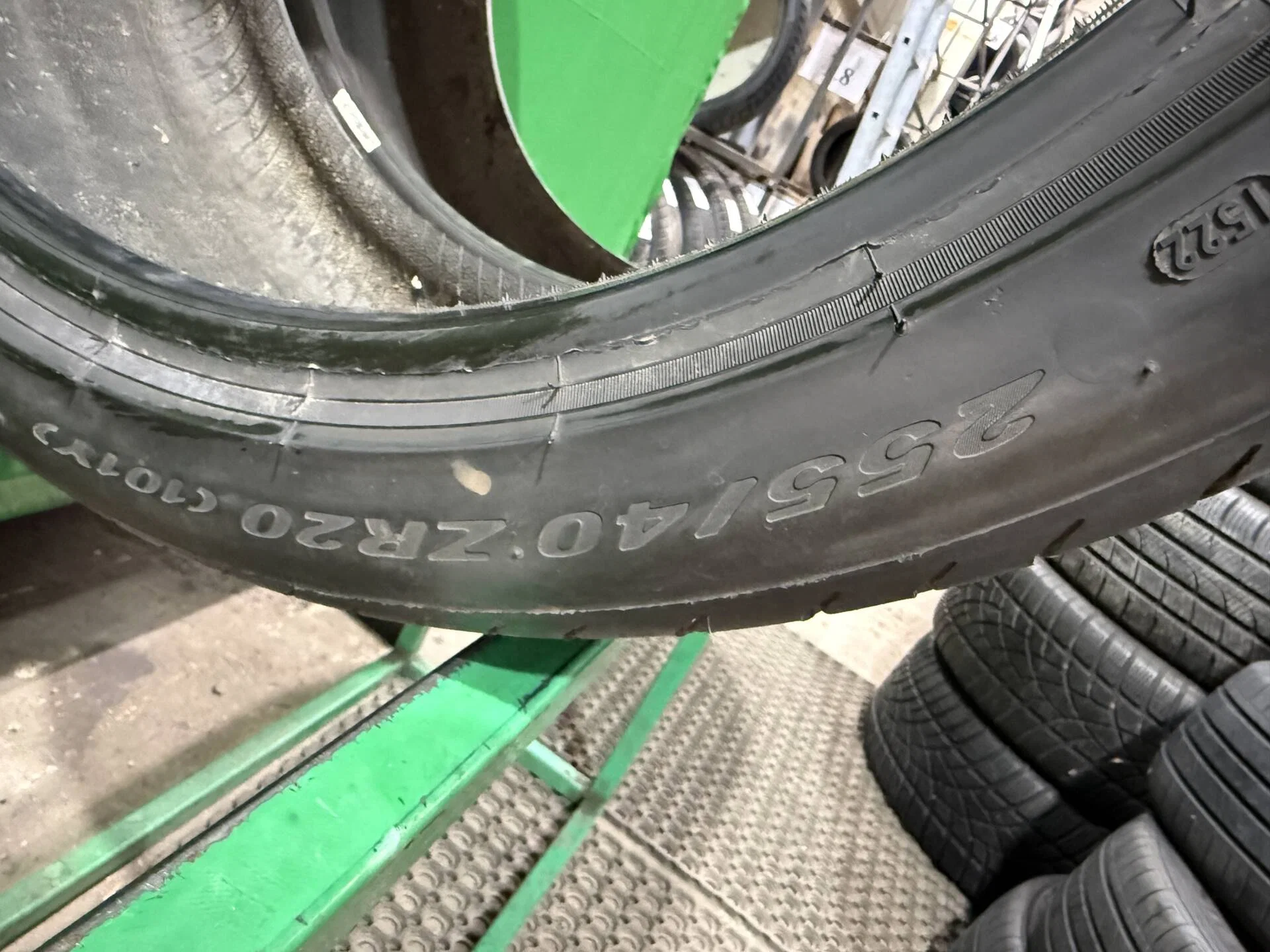 255/40 R20 дюймов Pirelli P Zero летние - миниатюра 2