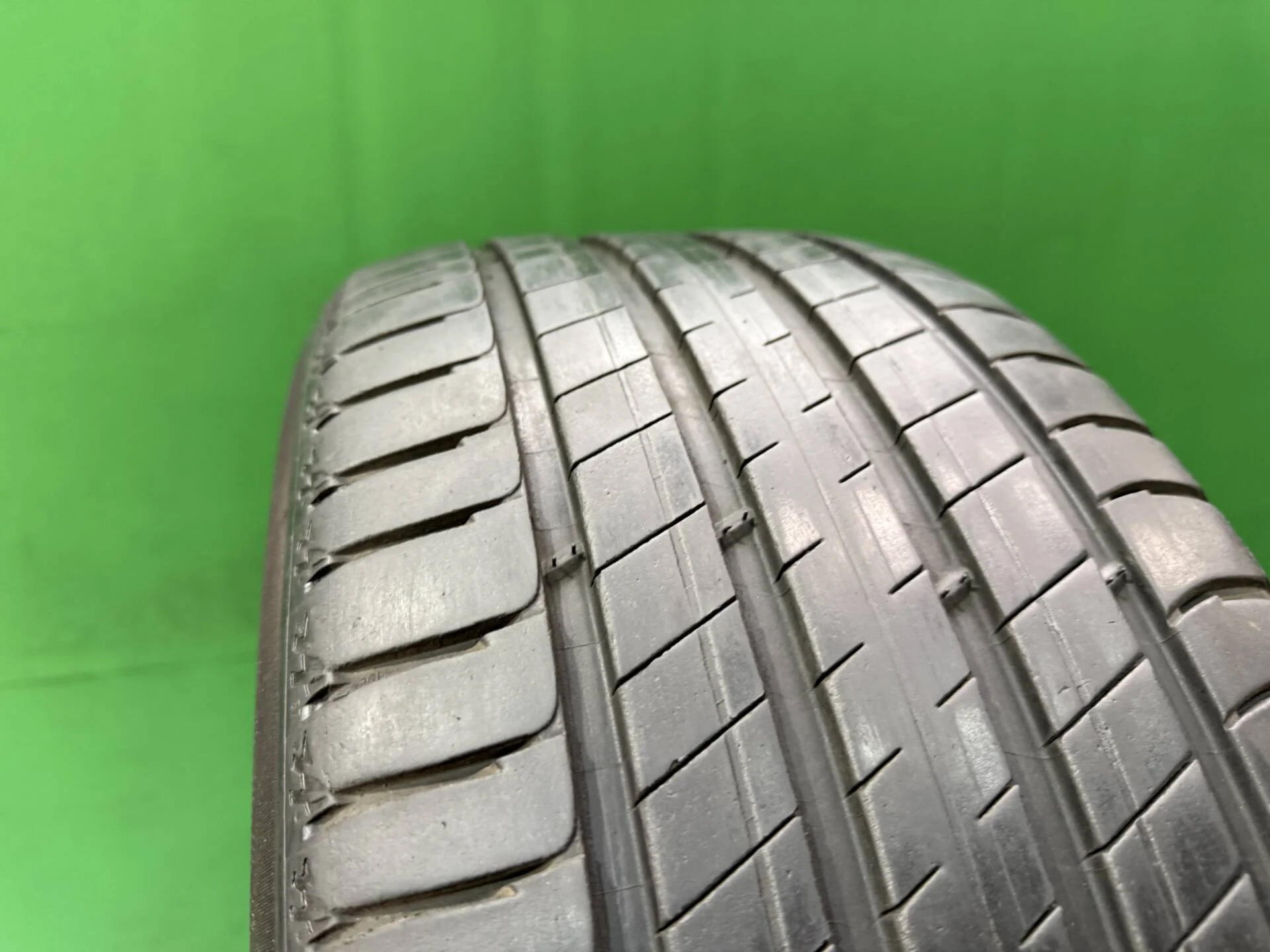 Michelin Latitude Sport 3 255/45 R20 105Y - миниатюра 11