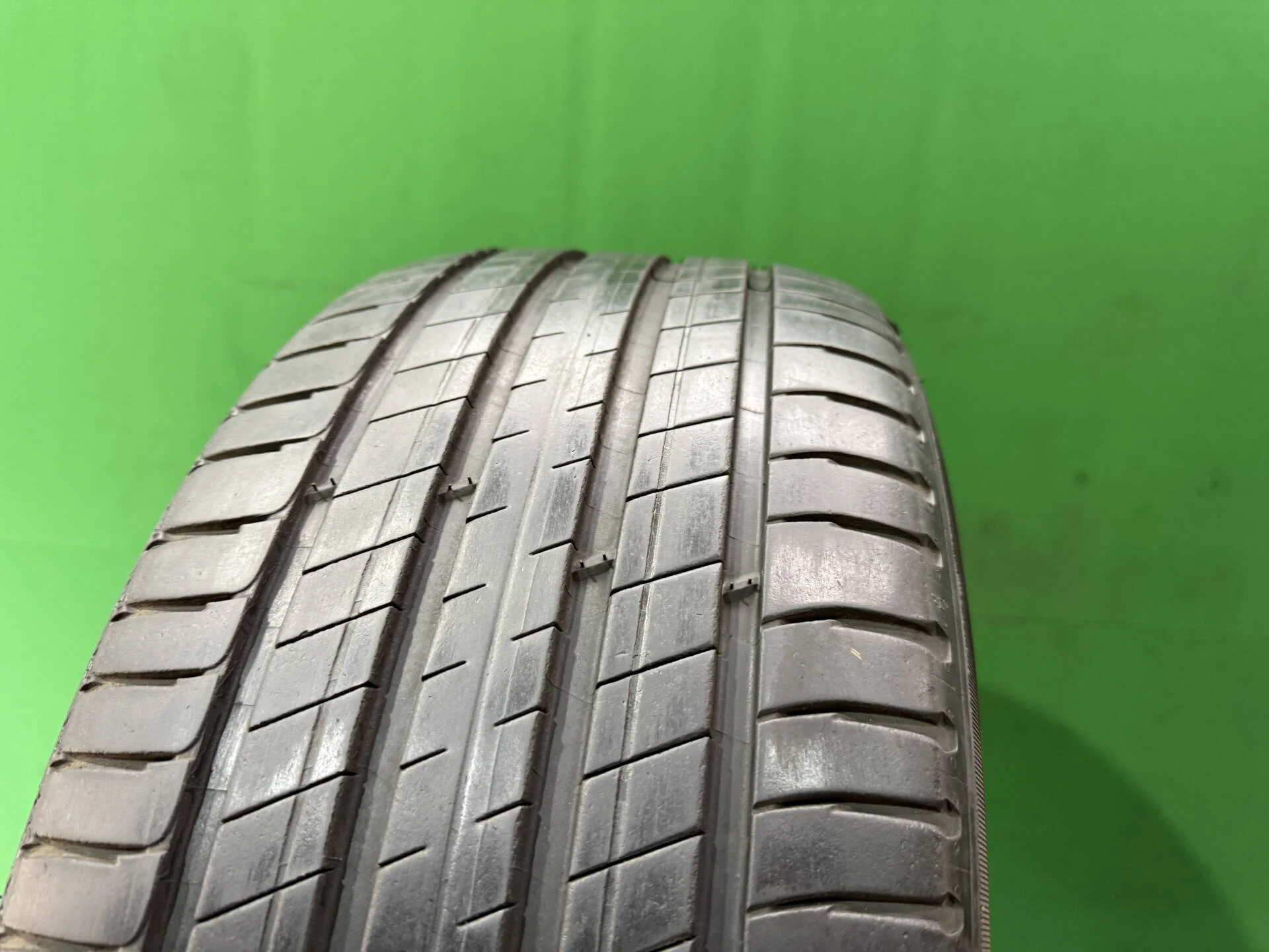 Michelin Latitude Sport 3 255/45 R20 105Y - миниатюра 7