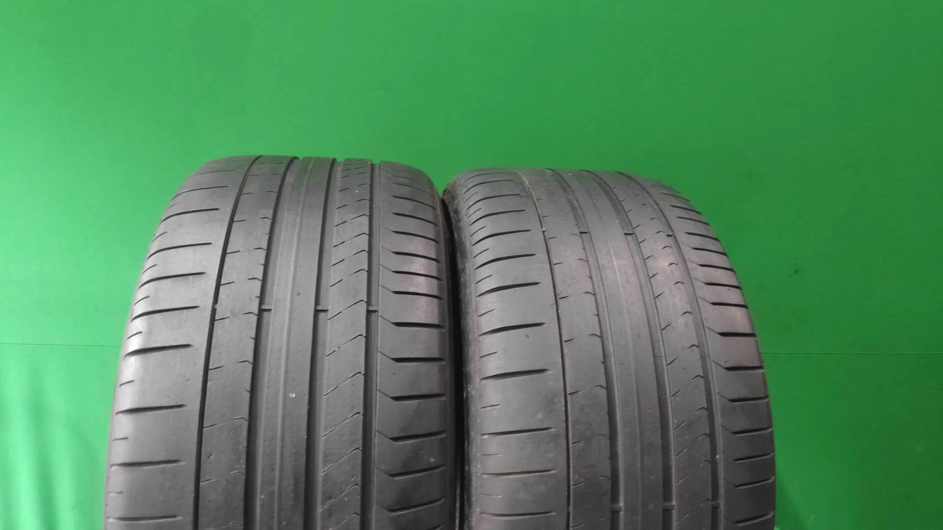 285/35 R20 Pirelli P Zero PZ4 летние - изображение 1