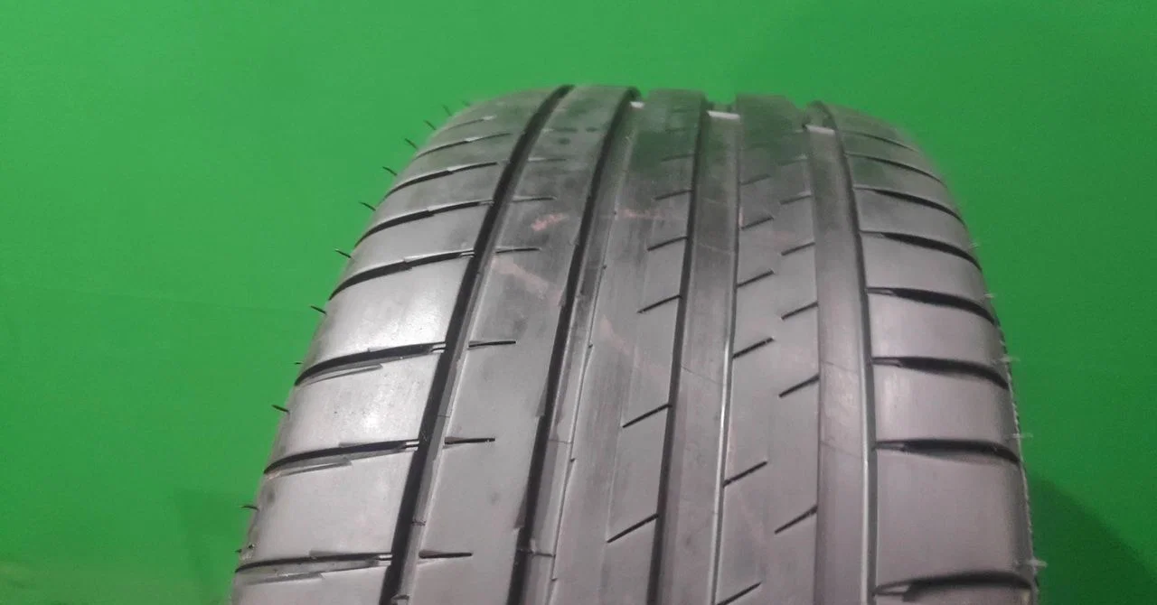 Michelin Pilot Sport 4 235/45 R18 98Y - миниатюра 3