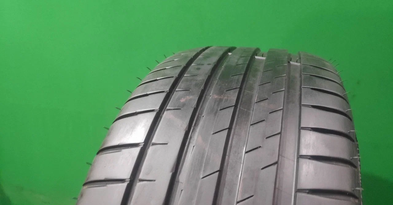 Michelin Pilot Sport 4 235/45 R18 98Y - миниатюра 5