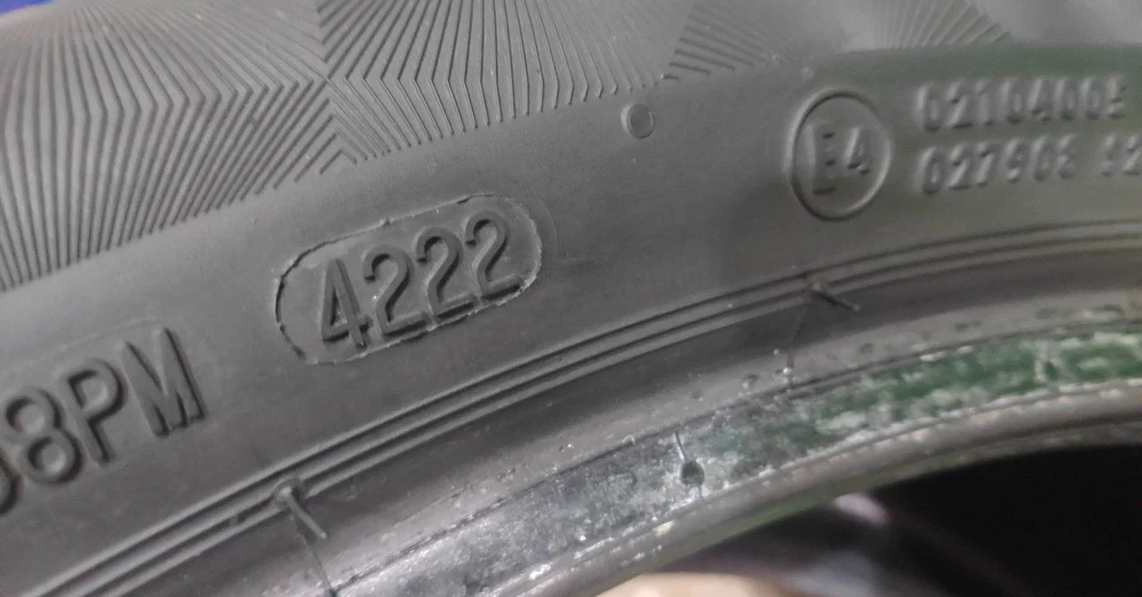 Continental PremiumContact 6 315/30 R22 107Y - миниатюра 6