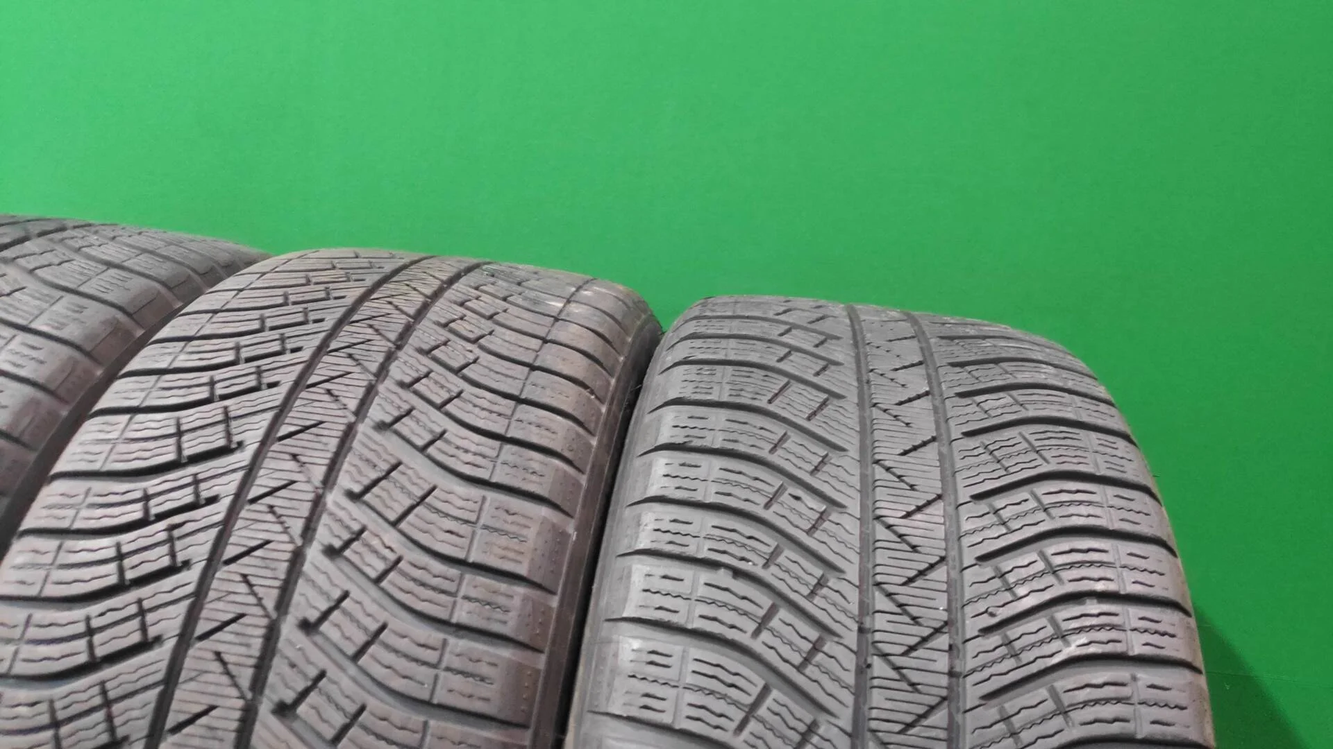 275/40 R21 Michelin Pilot Alpin 5 SUV летние - миниатюра 5