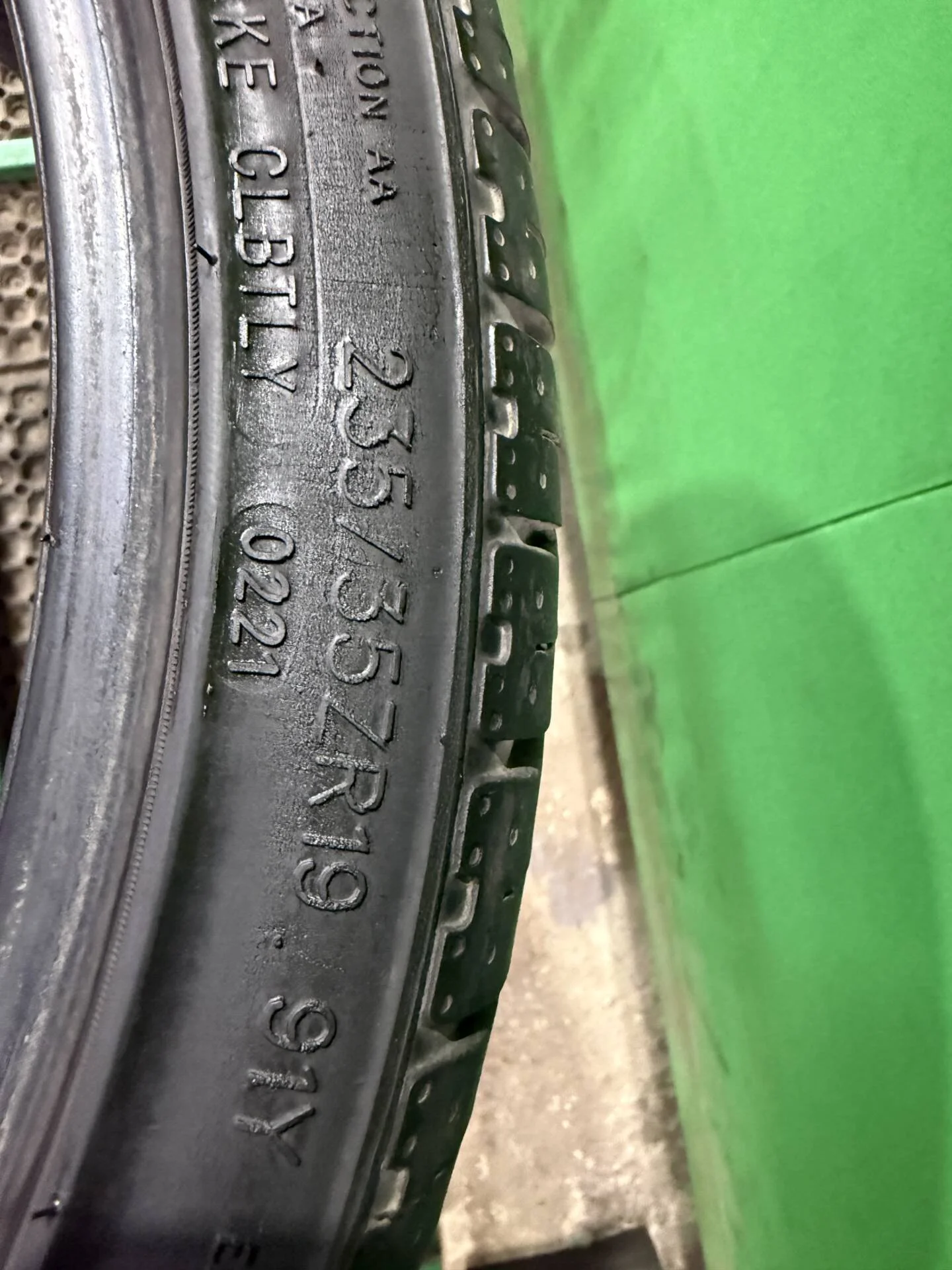 235/35 R19 дюймов RoadX RXMotion U11 летние - миниатюра 2