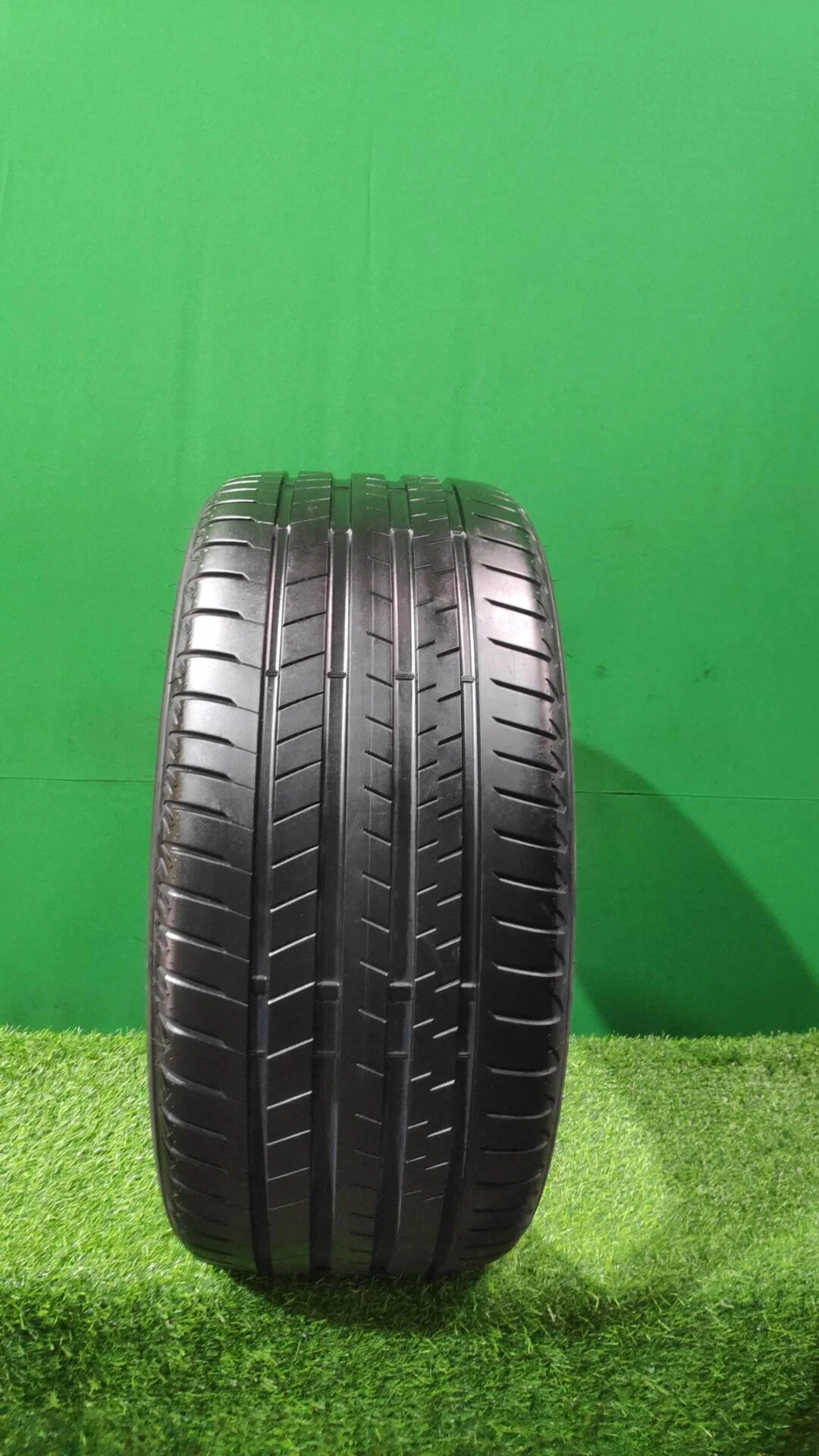 275/35 R21 Bridgestone Alenza 001 летние - изображение 1