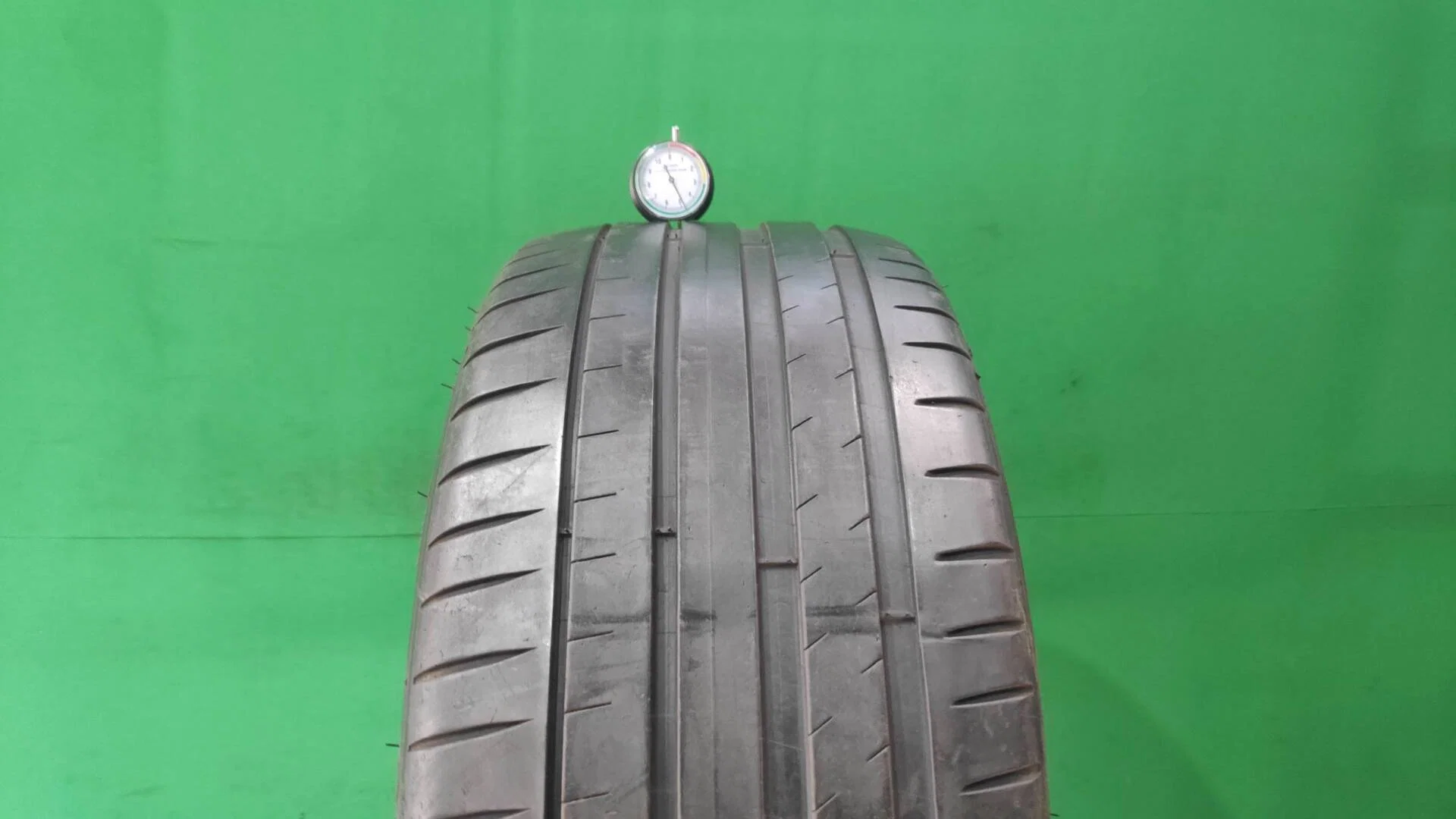 255/40 R20 дюймов Michelin Pilot Sport 4 летние