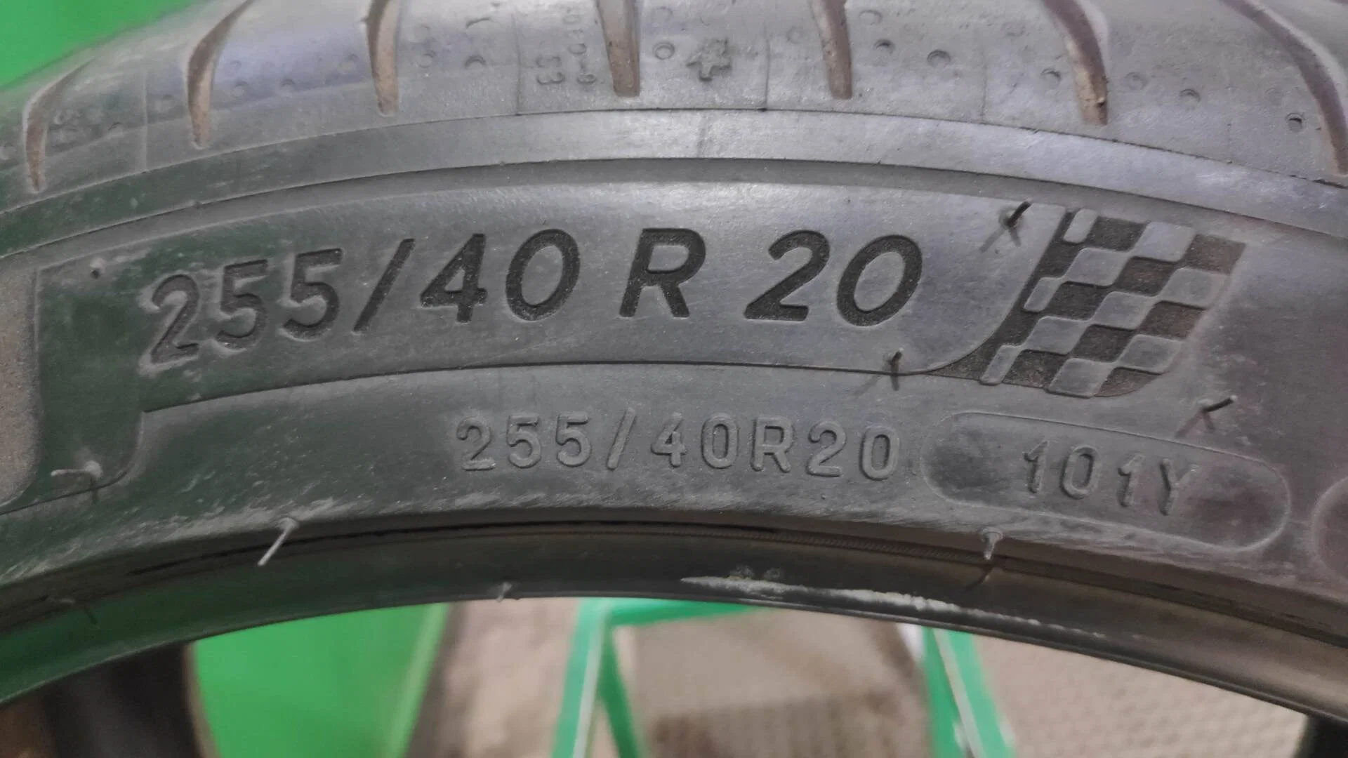 255/40 R20 дюймов Michelin Pilot Sport 4 летние - миниатюра 3