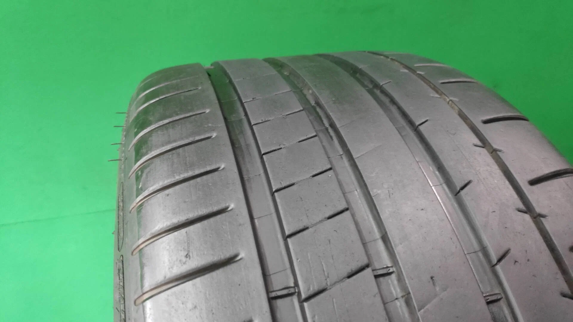 285/30 R20 Michelin Pilot Super Sport летние - миниатюра 10