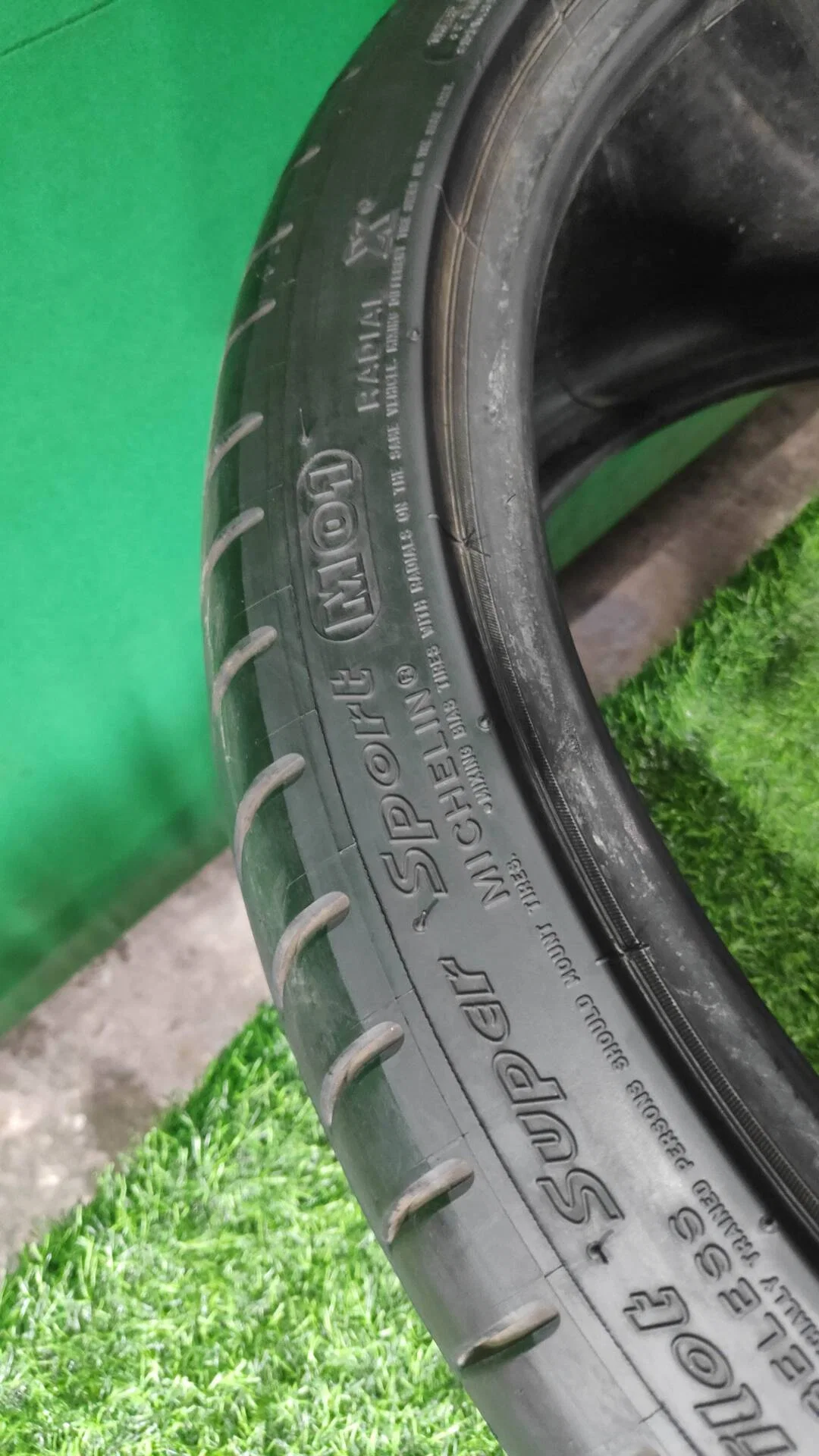 285/30 R20 Michelin Pilot Super Sport летние - миниатюра 8