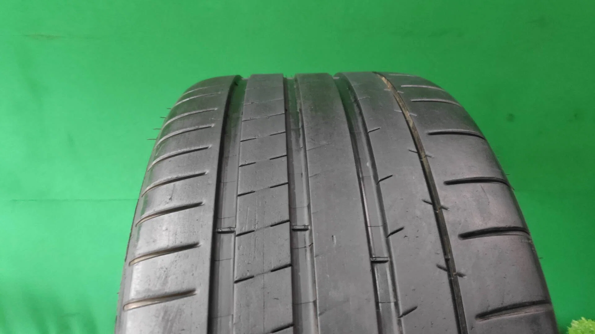 285/30 R20 Michelin Pilot Super Sport летние - миниатюра 9