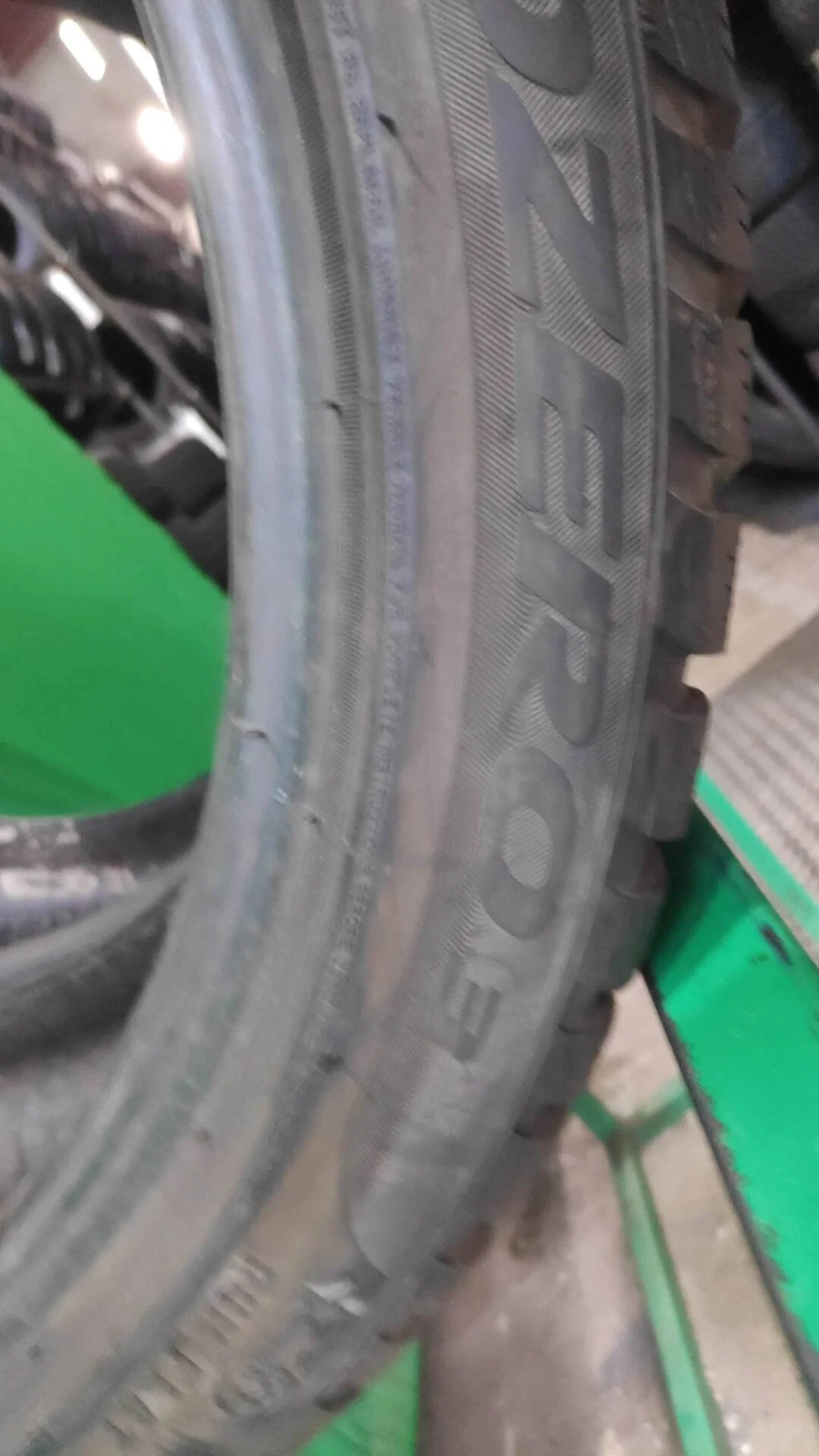 275/35 R19 Pirelli Winter Sottozero 3 зимние нешипованные - миниатюра 4