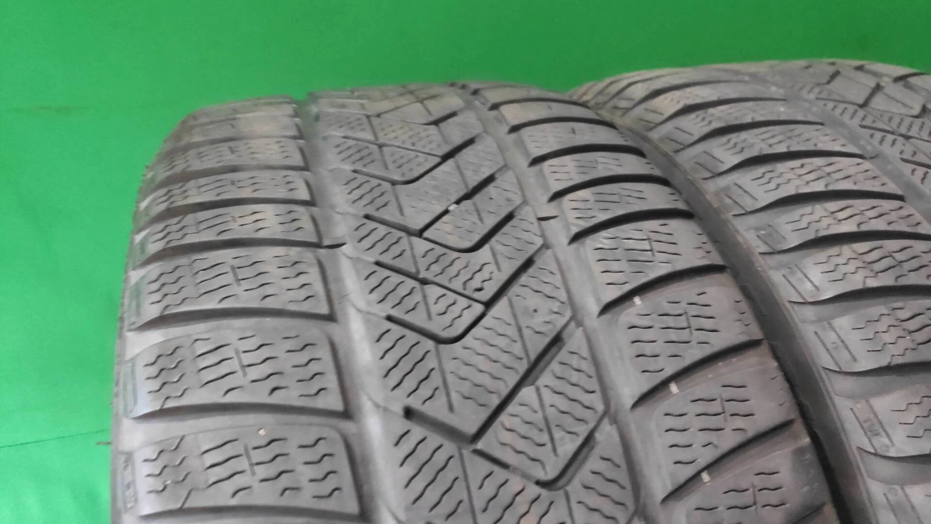 275/35 R19 Pirelli Winter Sottozero 3 зимние нешипованные - миниатюра 6