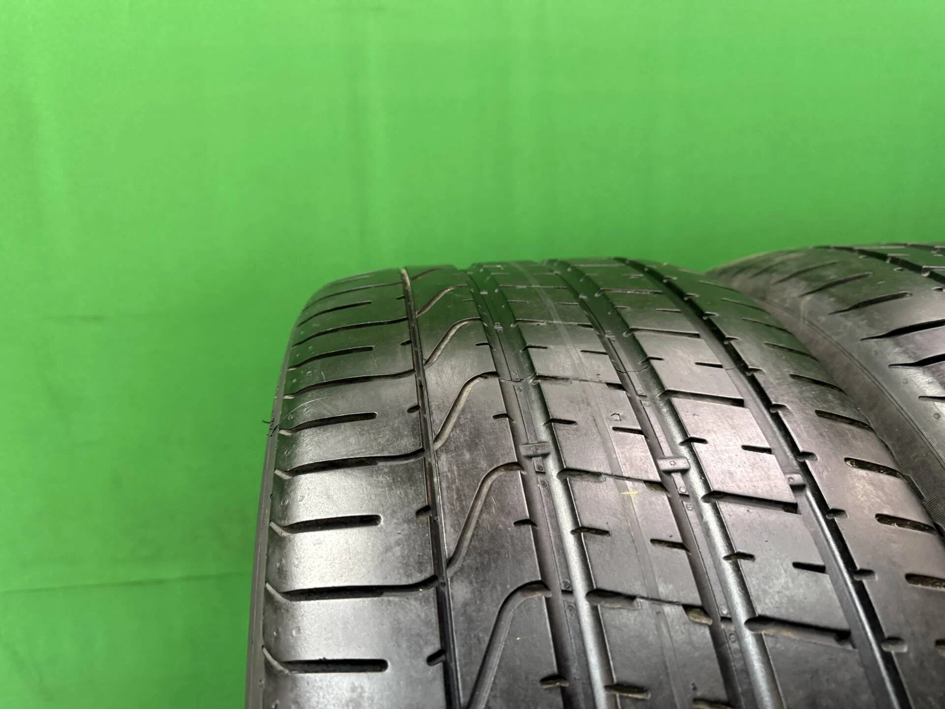 295/40 R20 дюймов Pirelli P Zero летние - миниатюра 5