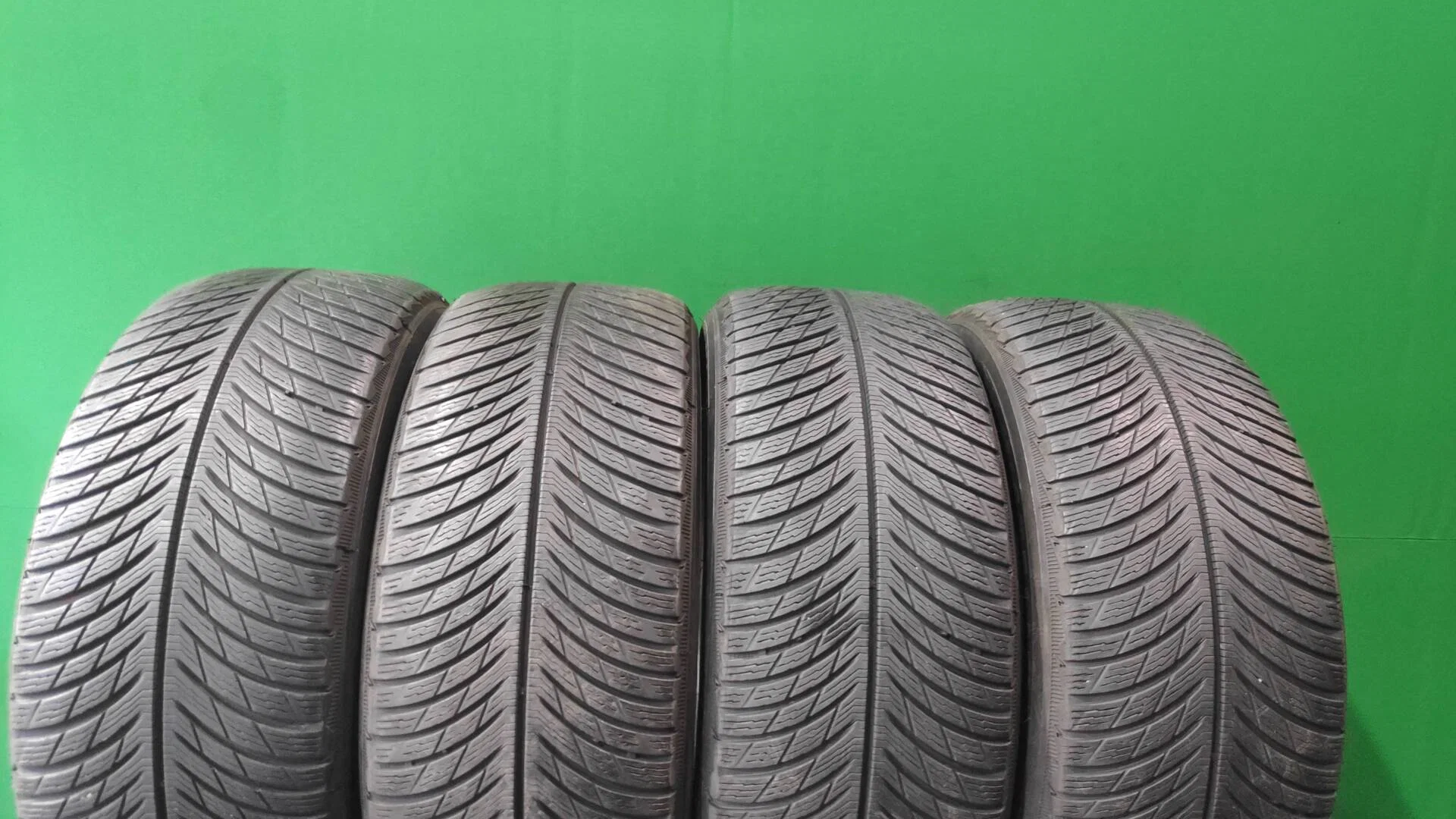 245/45 R19 Michelin Pilot Alpin 5 летние - изображение 1