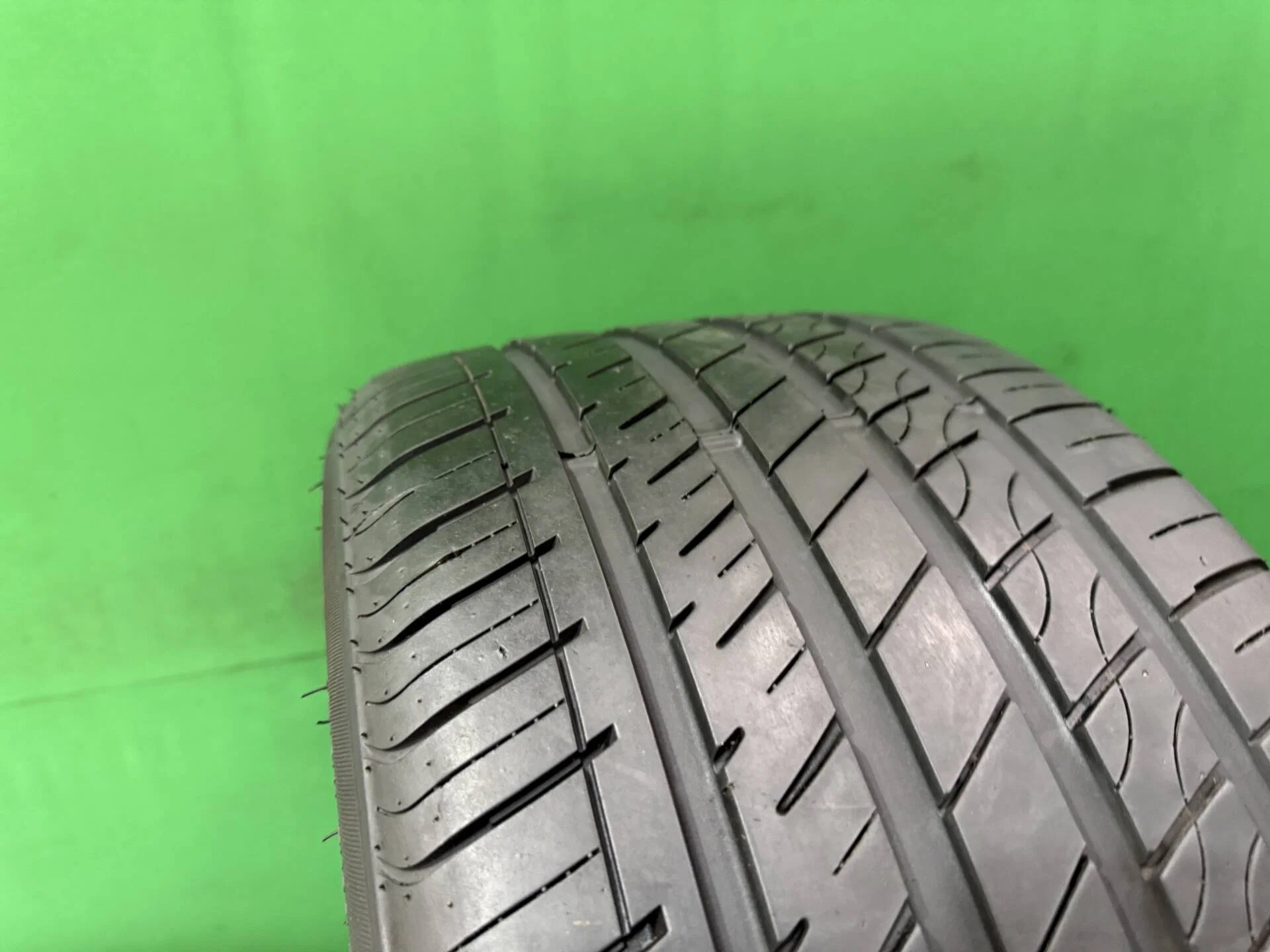 275/35 R19 дюймов Luxxan S4 летние - миниатюра 7