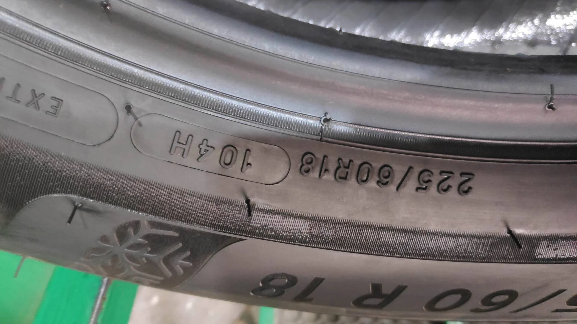 225/60 R18 Michelin Pilot Alpin 5 SUV зимние нешипованные - миниатюра 3