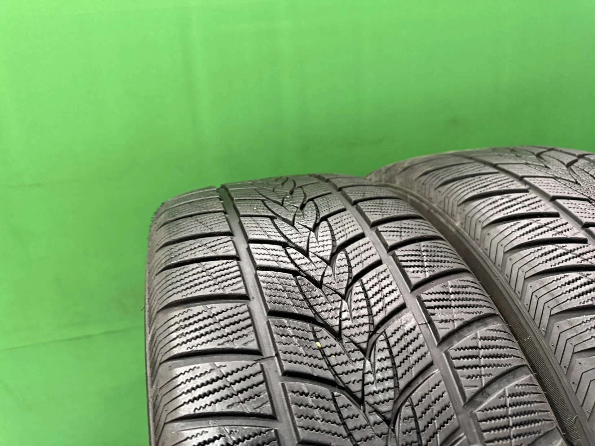 255/45 R19 дюймов Imperial SnowDragon UHP зимние нешипованные - миниатюра 5