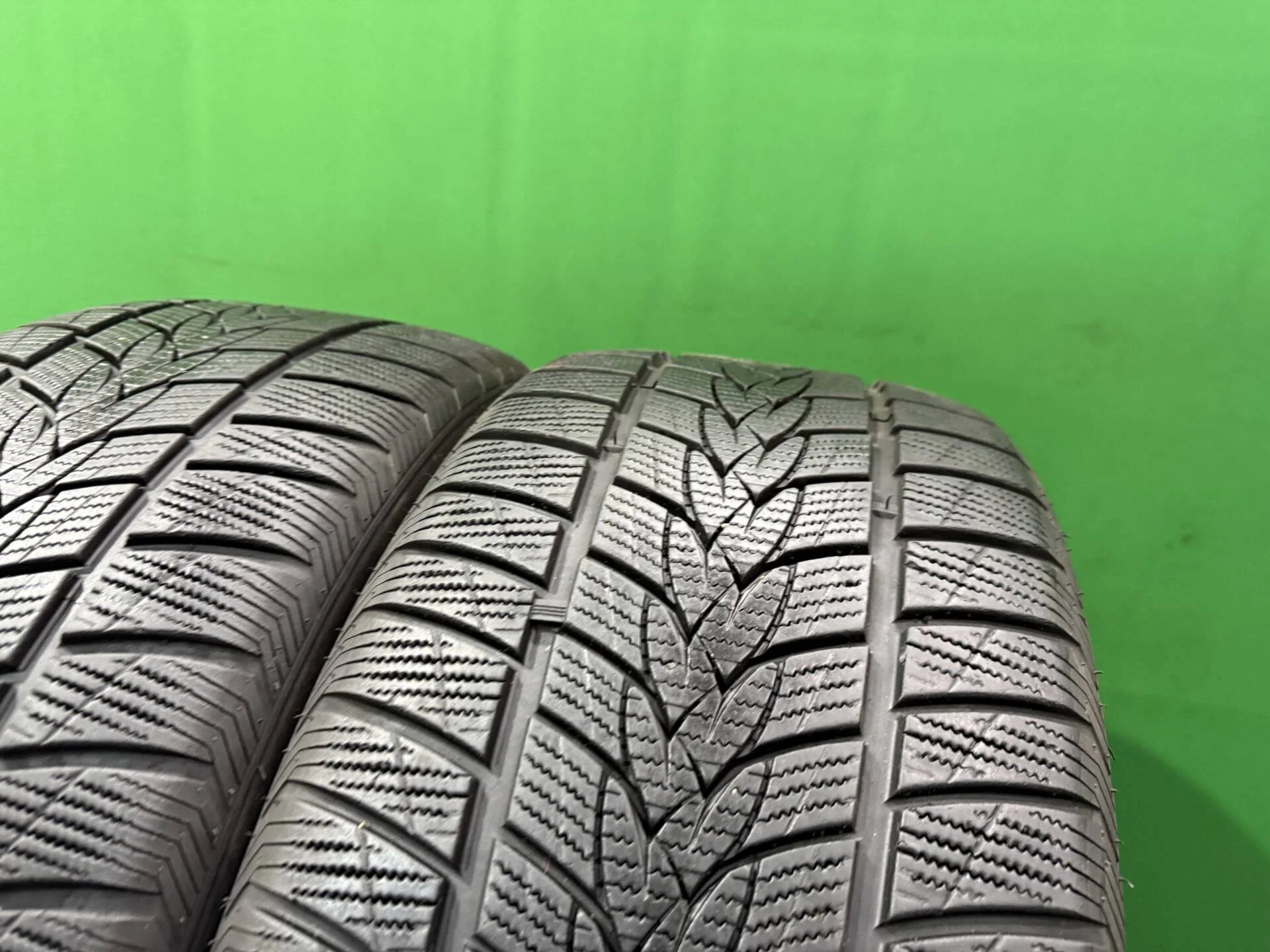 255/45 R19 дюймов Imperial SnowDragon UHP зимние нешипованные - миниатюра 6