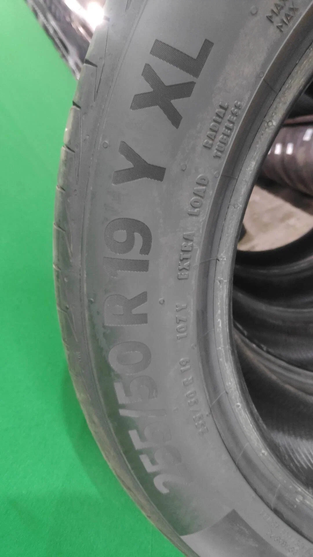 255/50 R19 дюймов Continental PremiumContact 6 летние - миниатюра 4