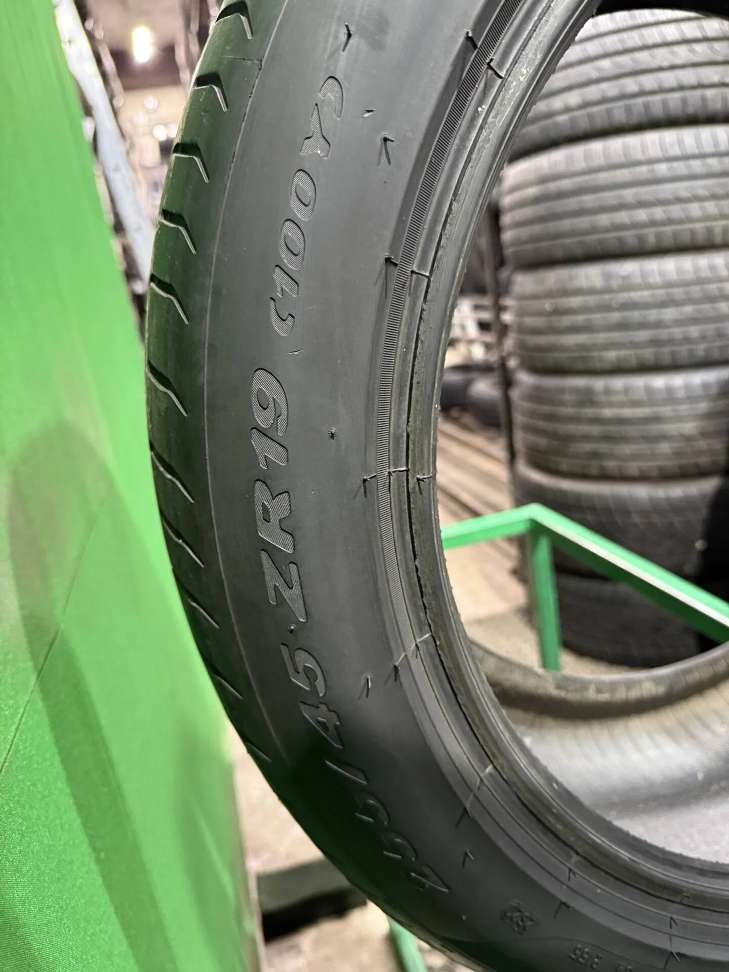 255/45 R19 дюймов Pirelli P Zero летние - миниатюра 3