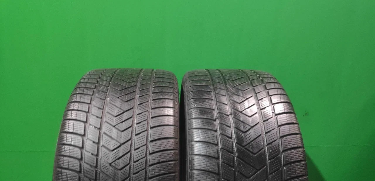 Pirelli Scorpion Winter 305/35 R21 - изображение 1