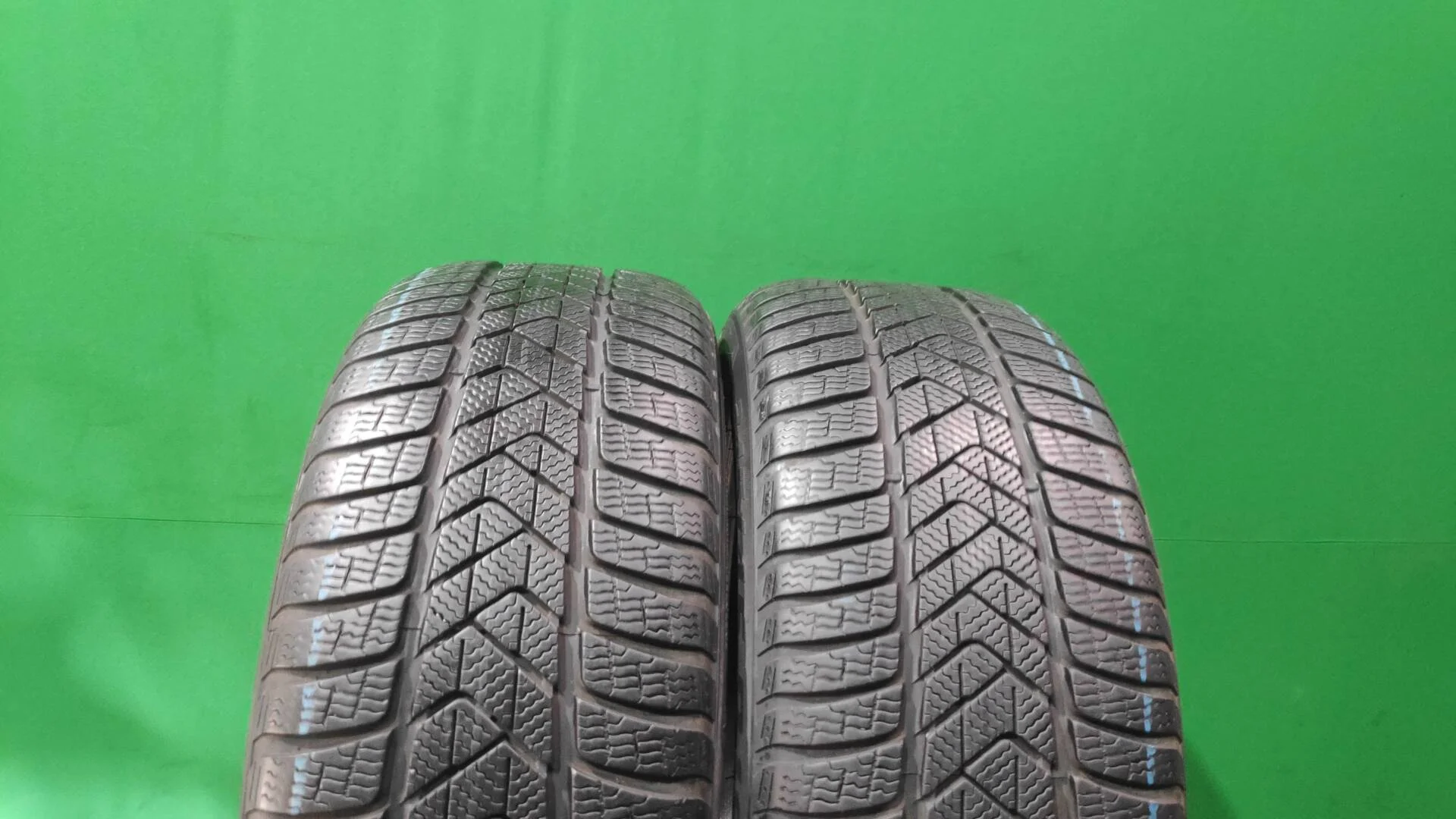 245/45 R18 Pirelli Winter Sottozero 3 зимние нешипованные - изображение 1