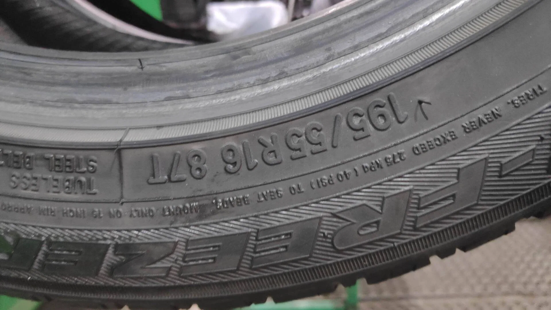 195/55 R16 дюймов Toyo Observe Ice-Freezer зимние шипованные - миниатюра 2