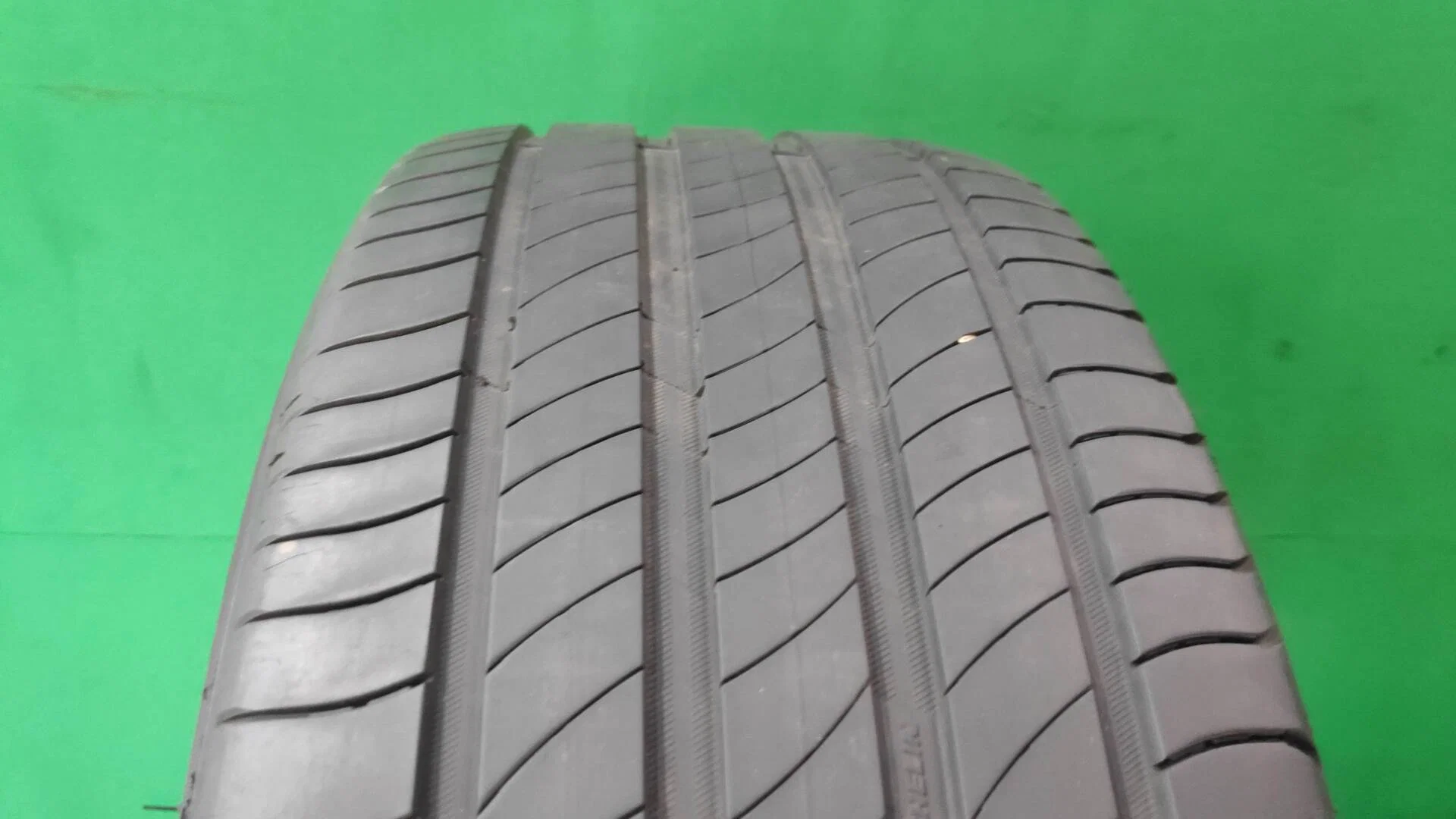 255/40 R19 дюймов Michelin Primacy 4 летние - миниатюра 6