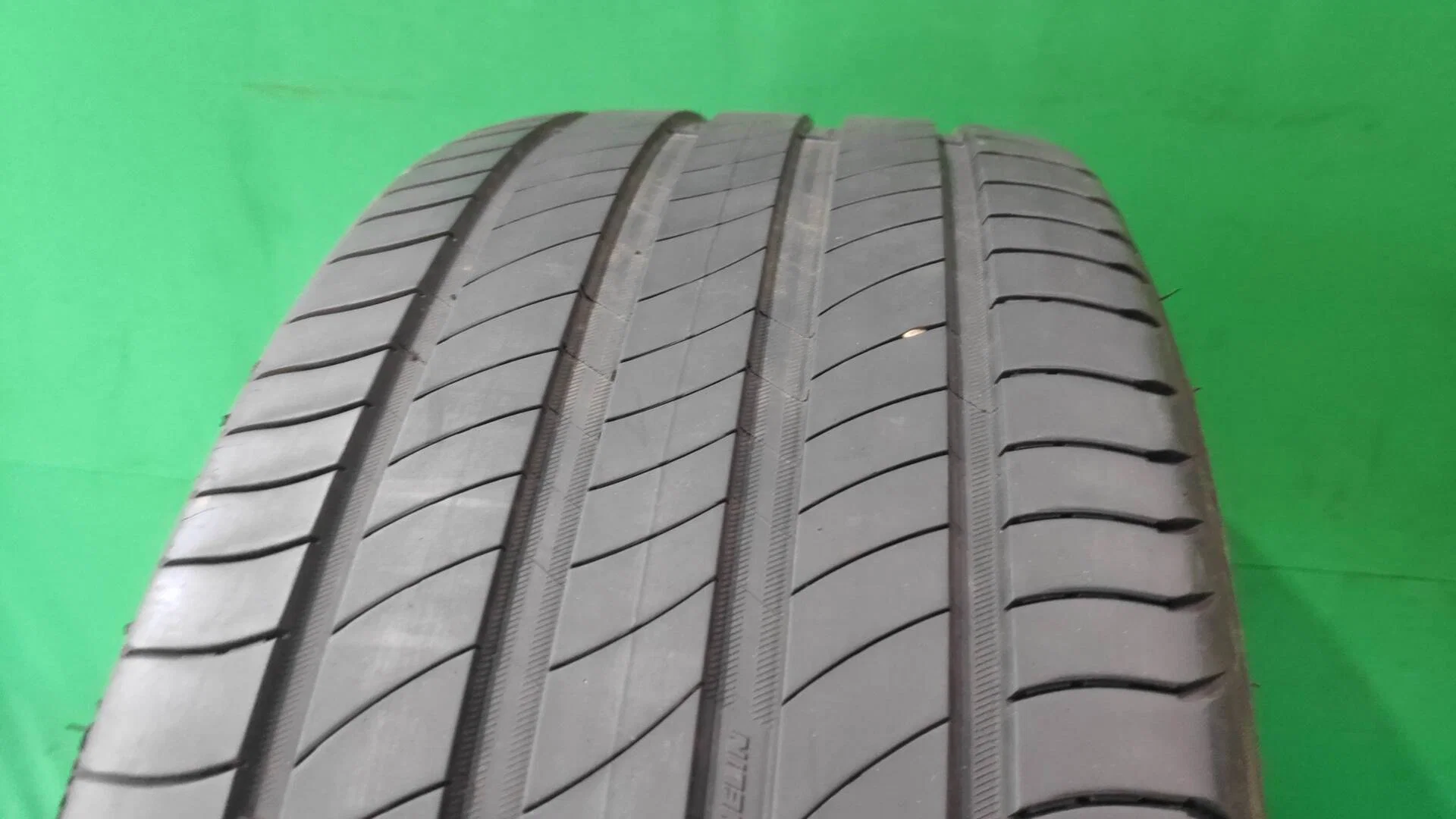 255/40 R19 дюймов Michelin Primacy 4 летние - миниатюра 7