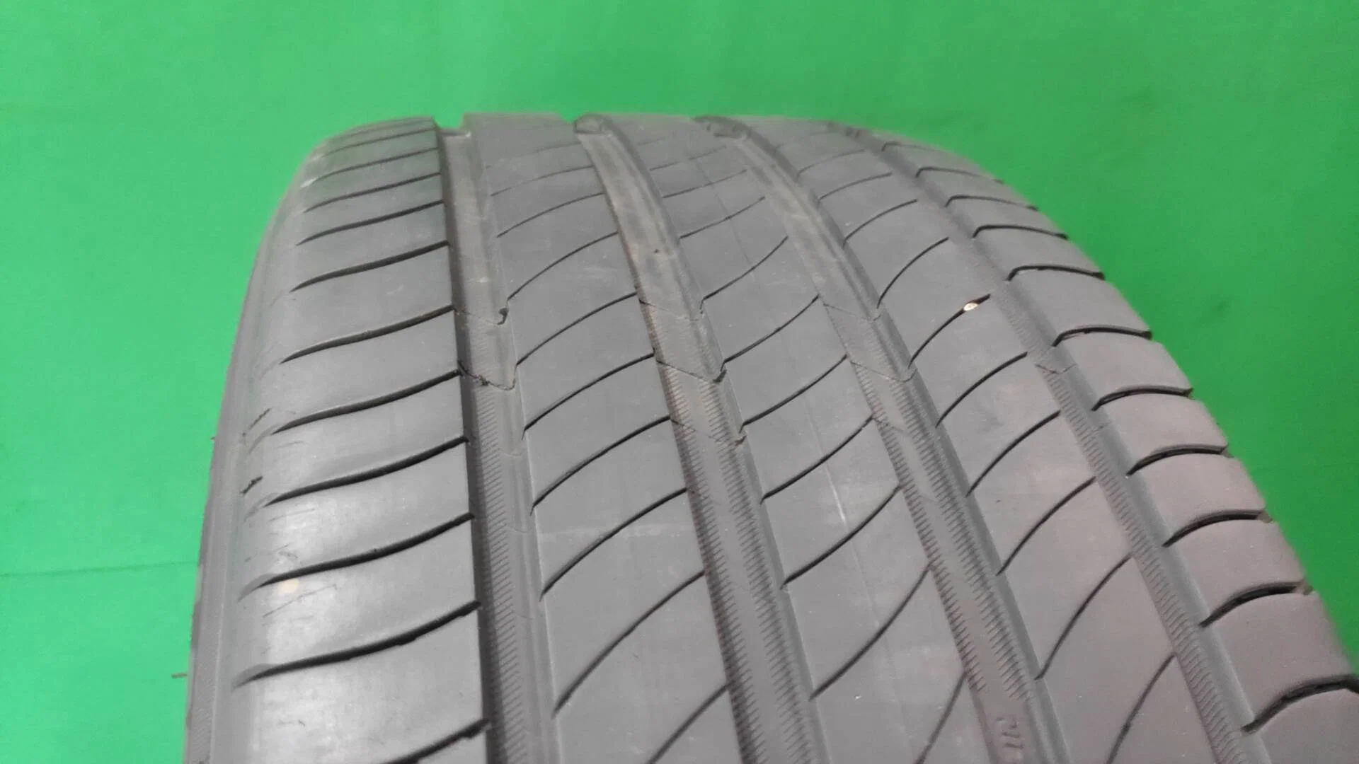 255/40 R19 дюймов Michelin Primacy 4 летние - миниатюра 8