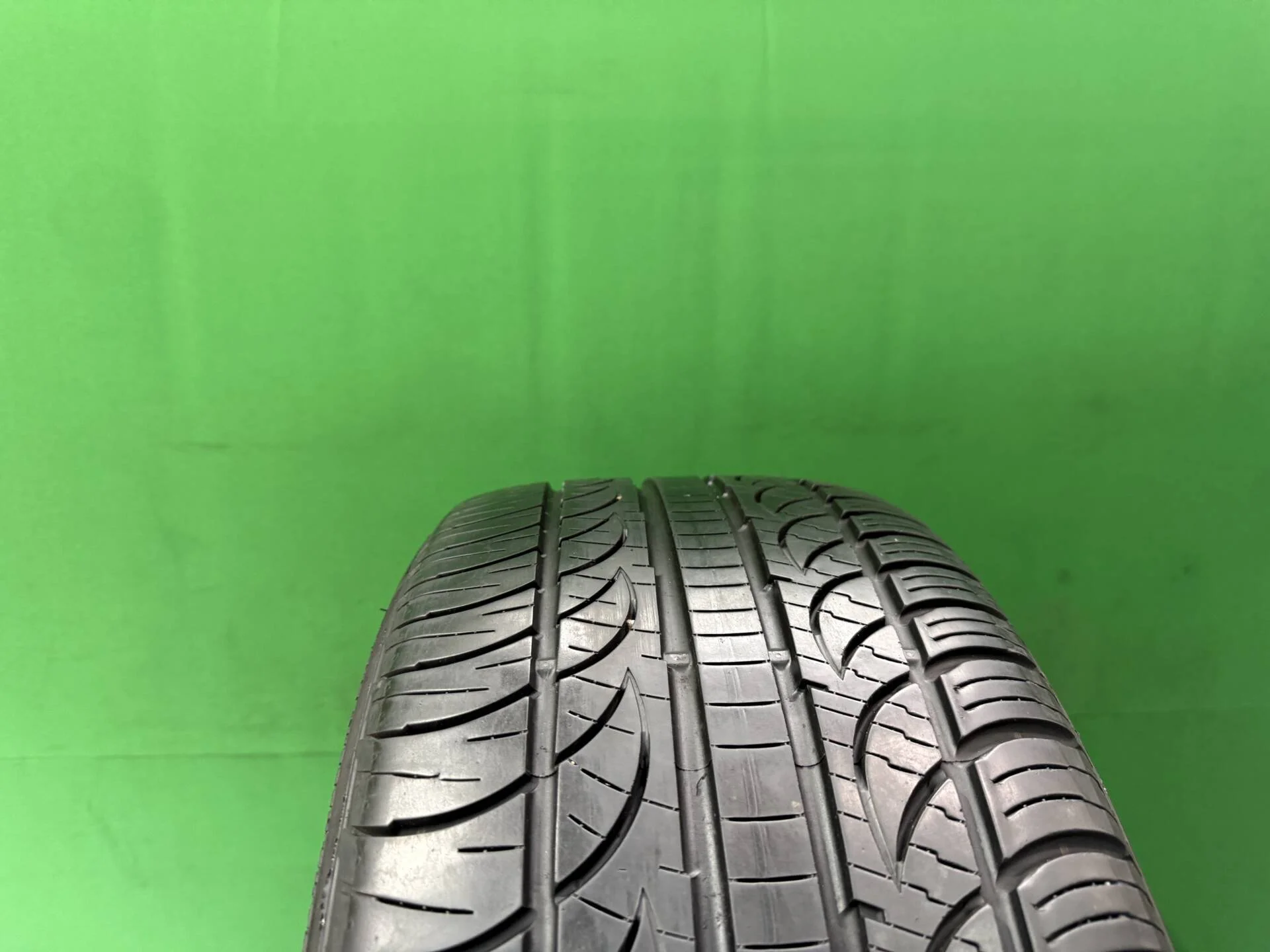 265/40 R20 дюймов Pirelli P Zero Nero All Season летние - миниатюра 5