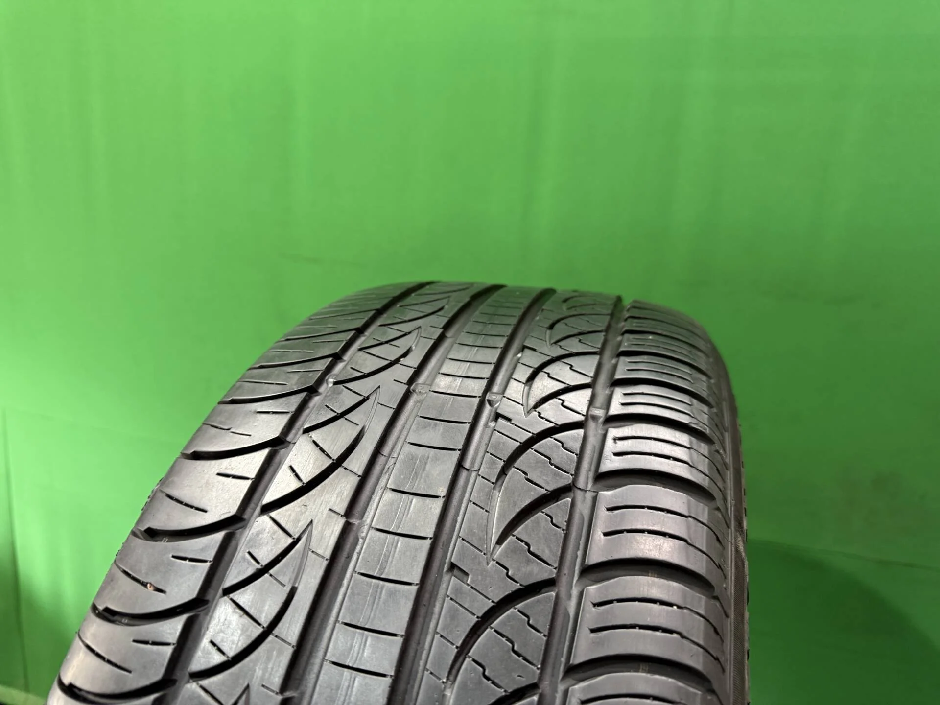 265/40 R20 дюймов Pirelli P Zero Nero All Season летние - миниатюра 7