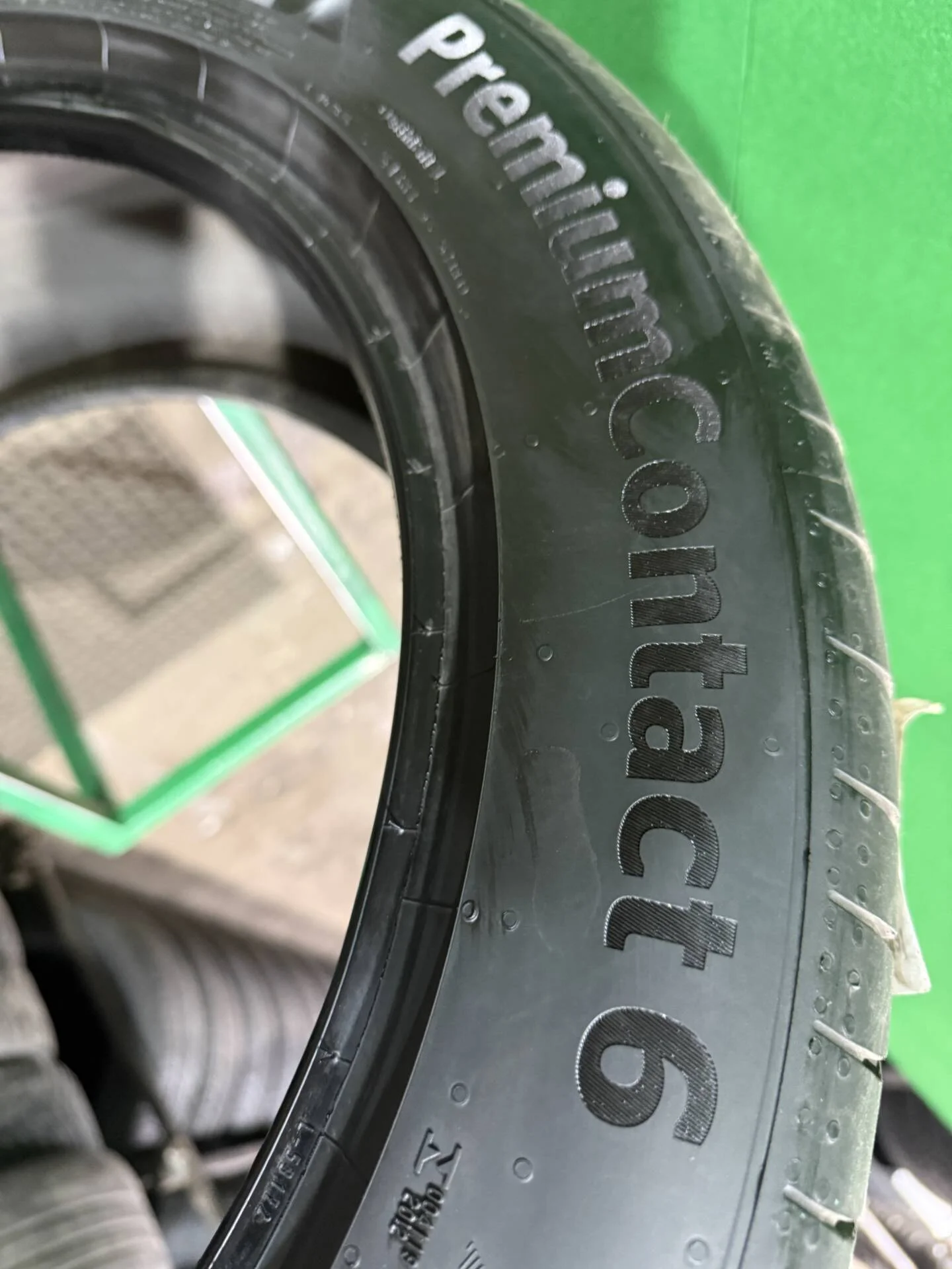 225/50 R17 дюймов Continental PremiumContact 6 летние - миниатюра 3